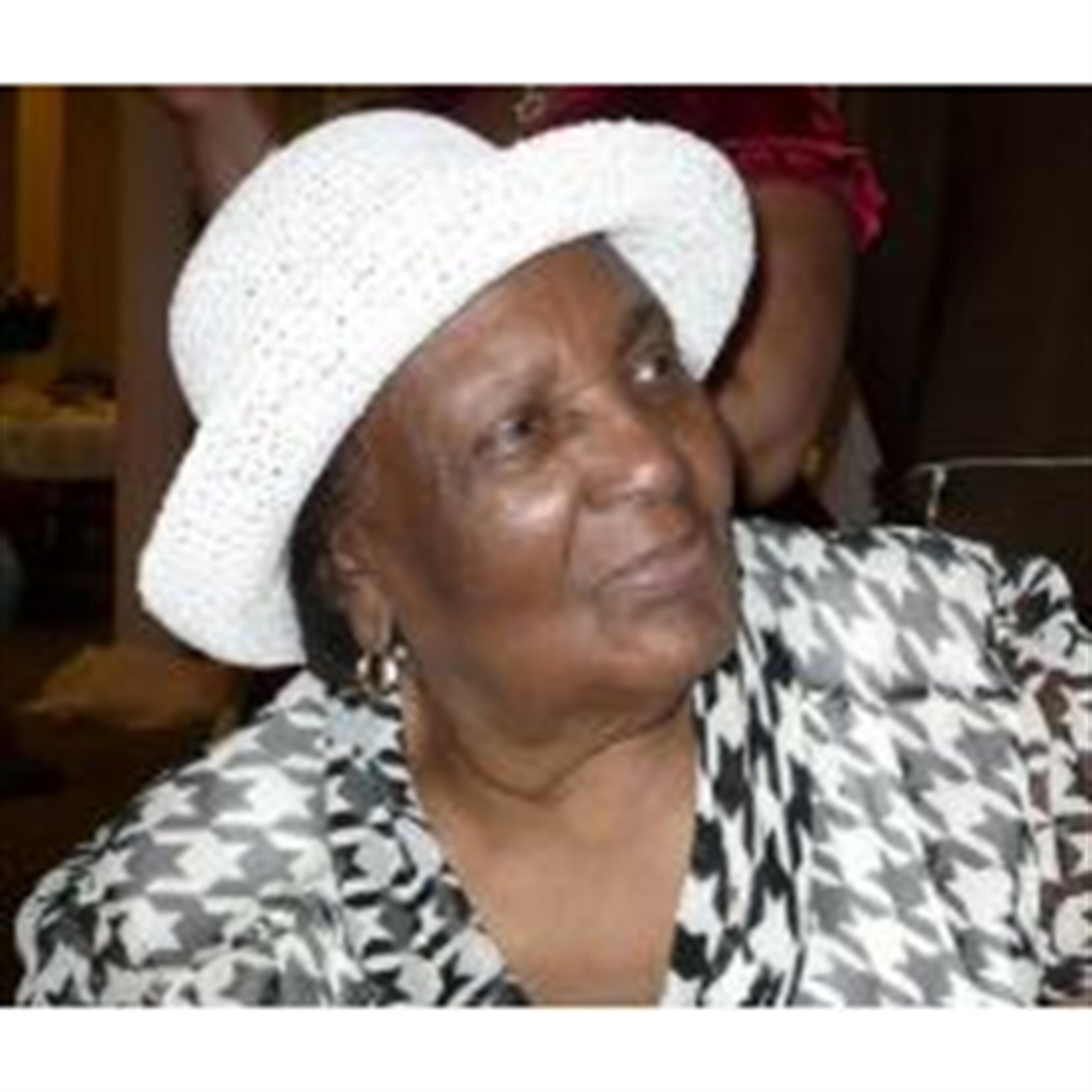 Gloria White