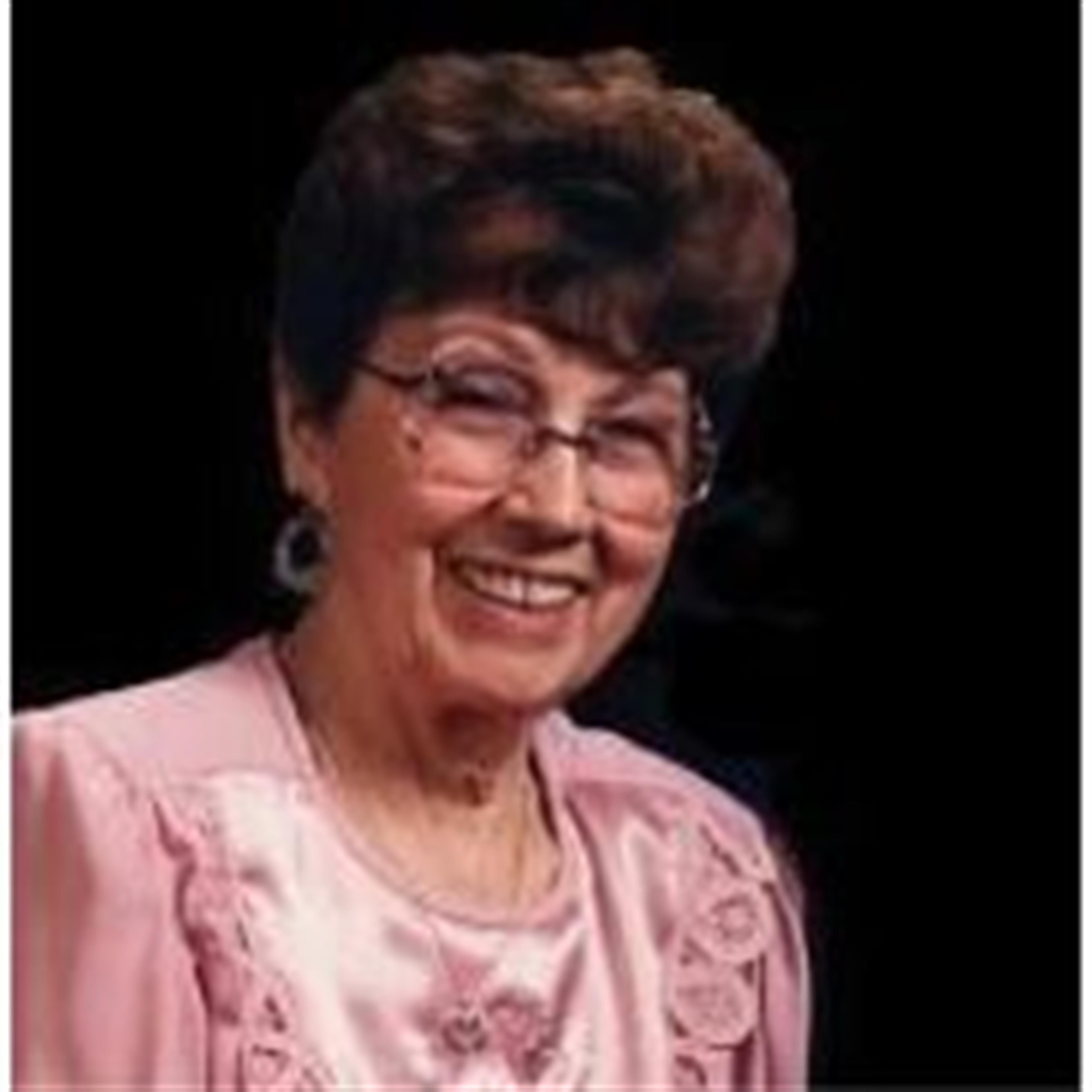 Evelyn Thomas' obituary picture