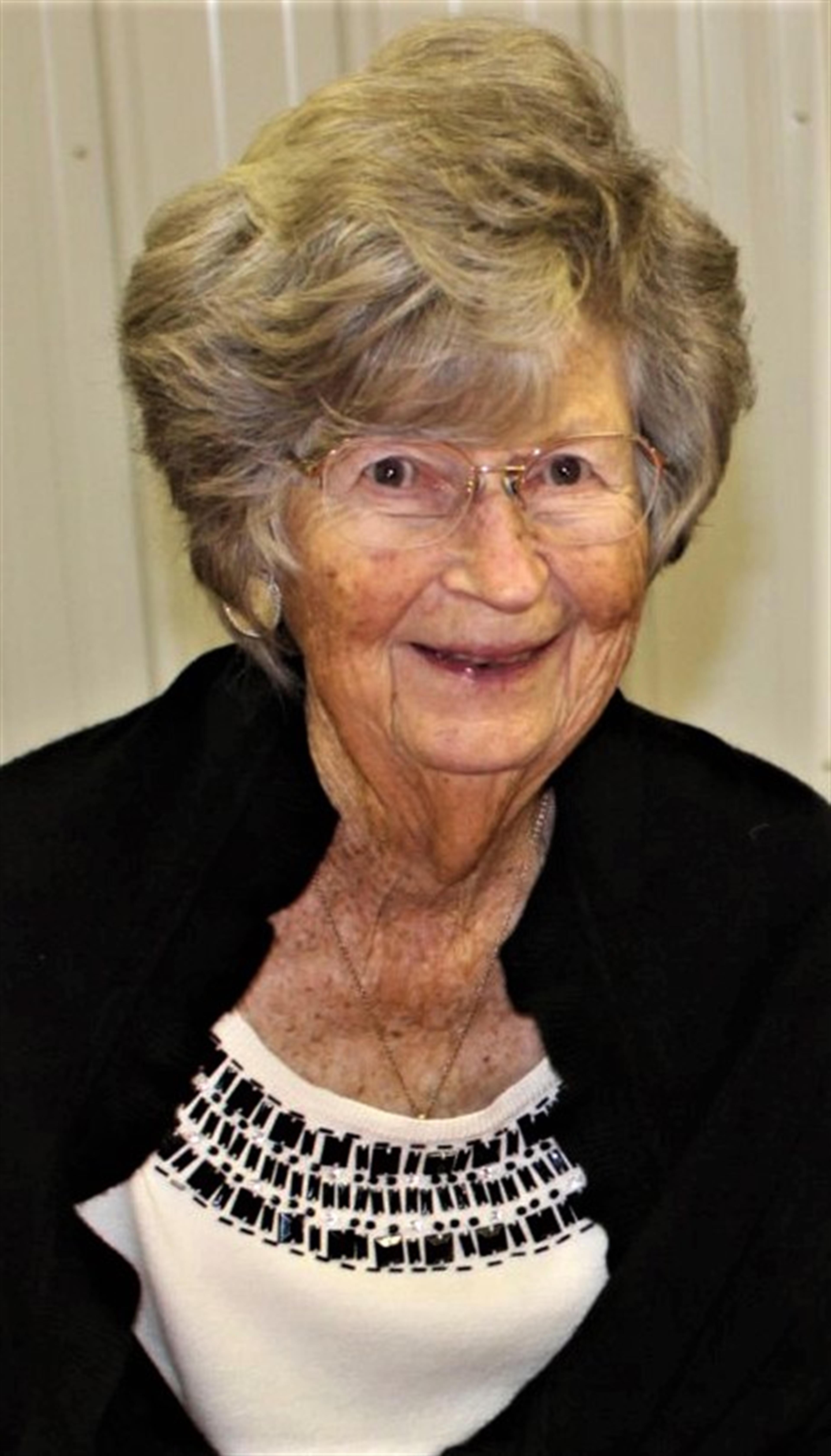 Mrs. Doris Joanne Fuchs