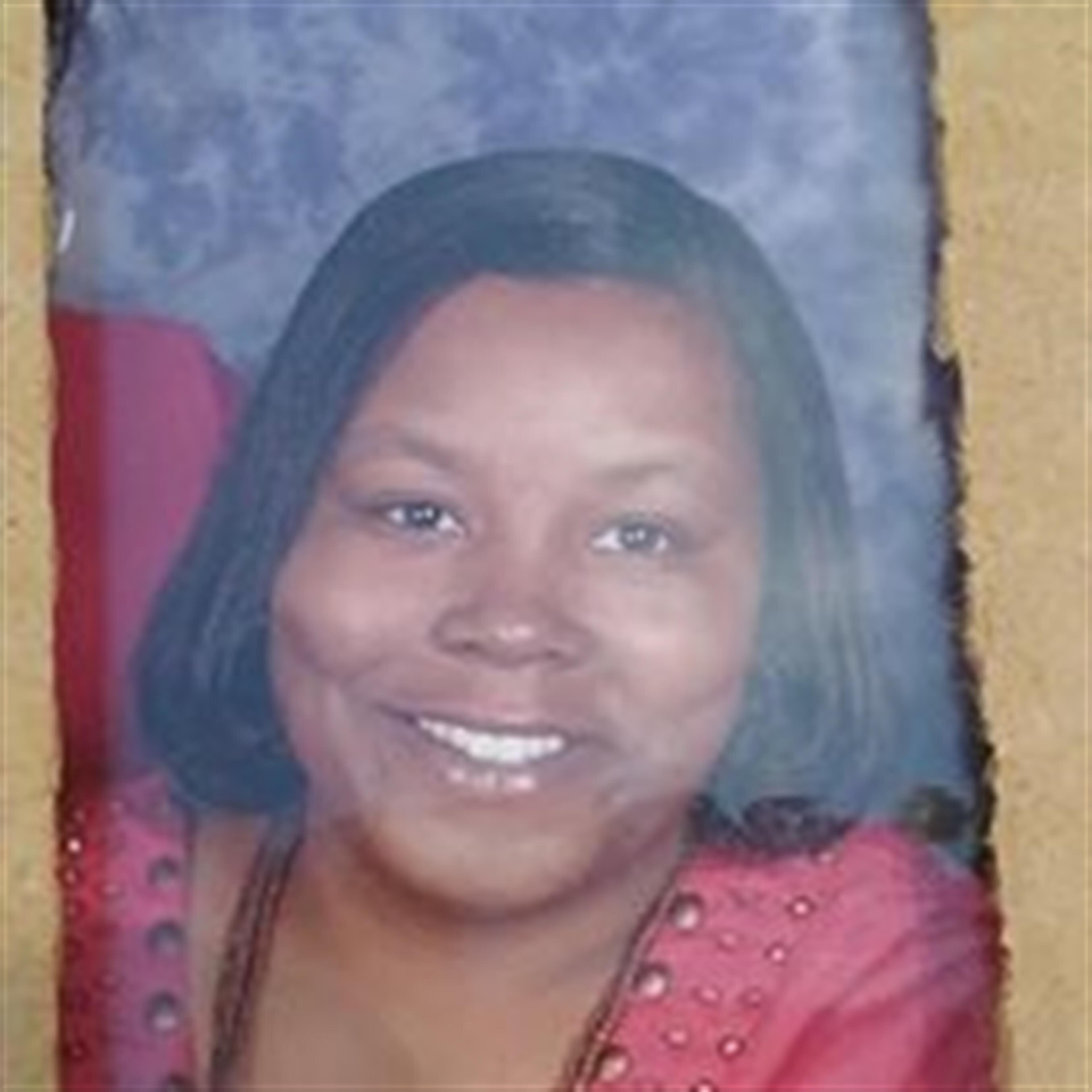 Marlesha  Adams