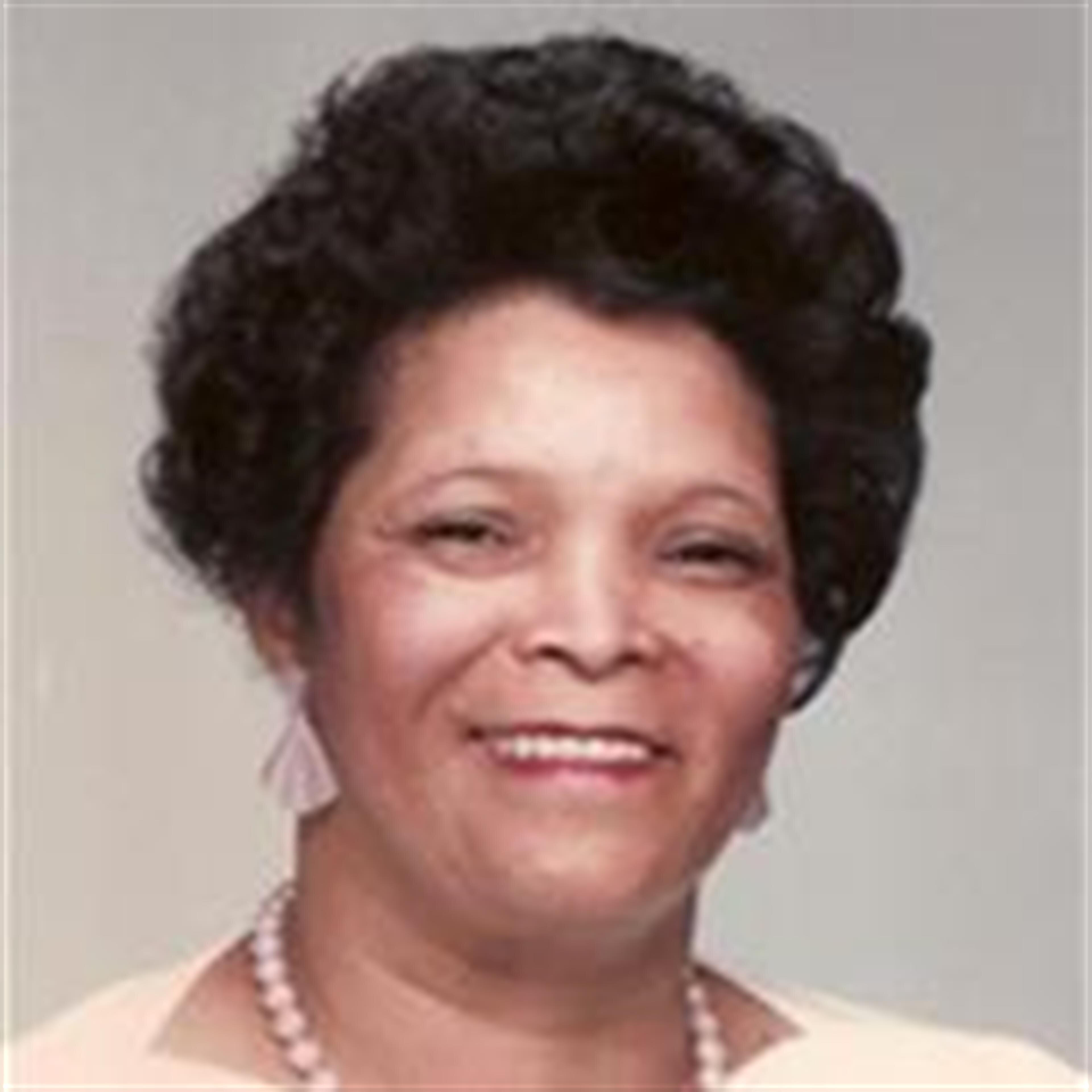 Pearlie M. Holloway