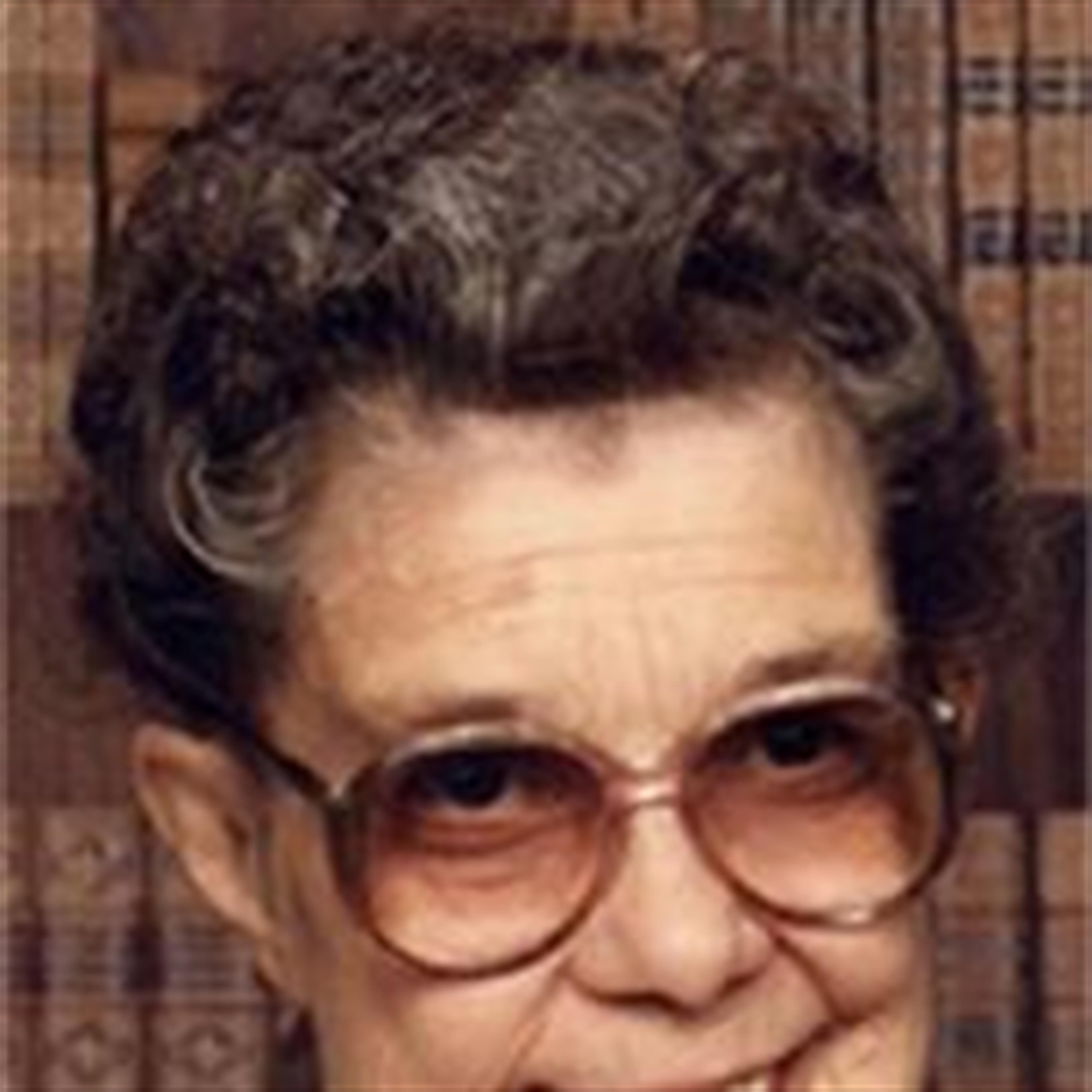 Maxine Cecil