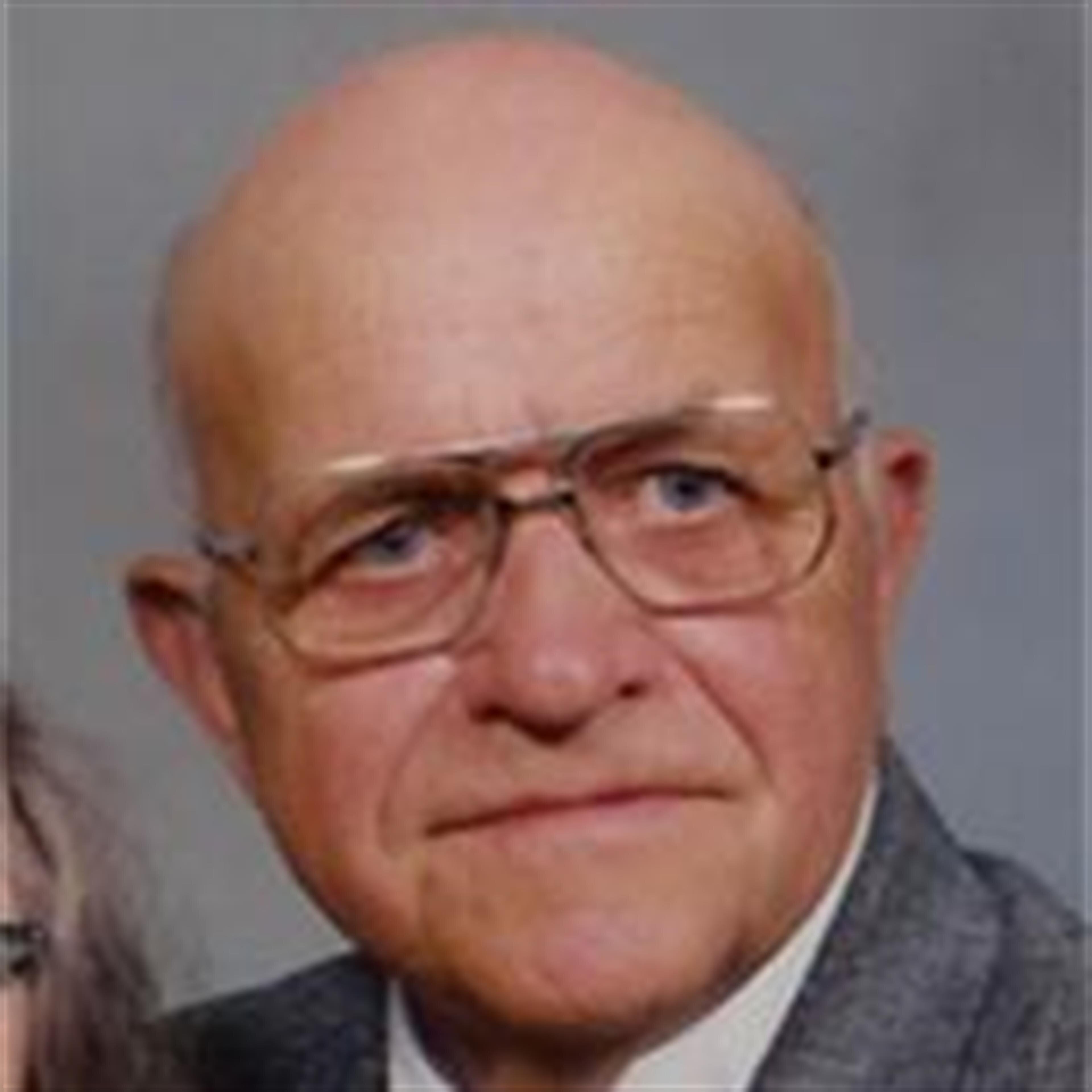 Doyle E. Leamons