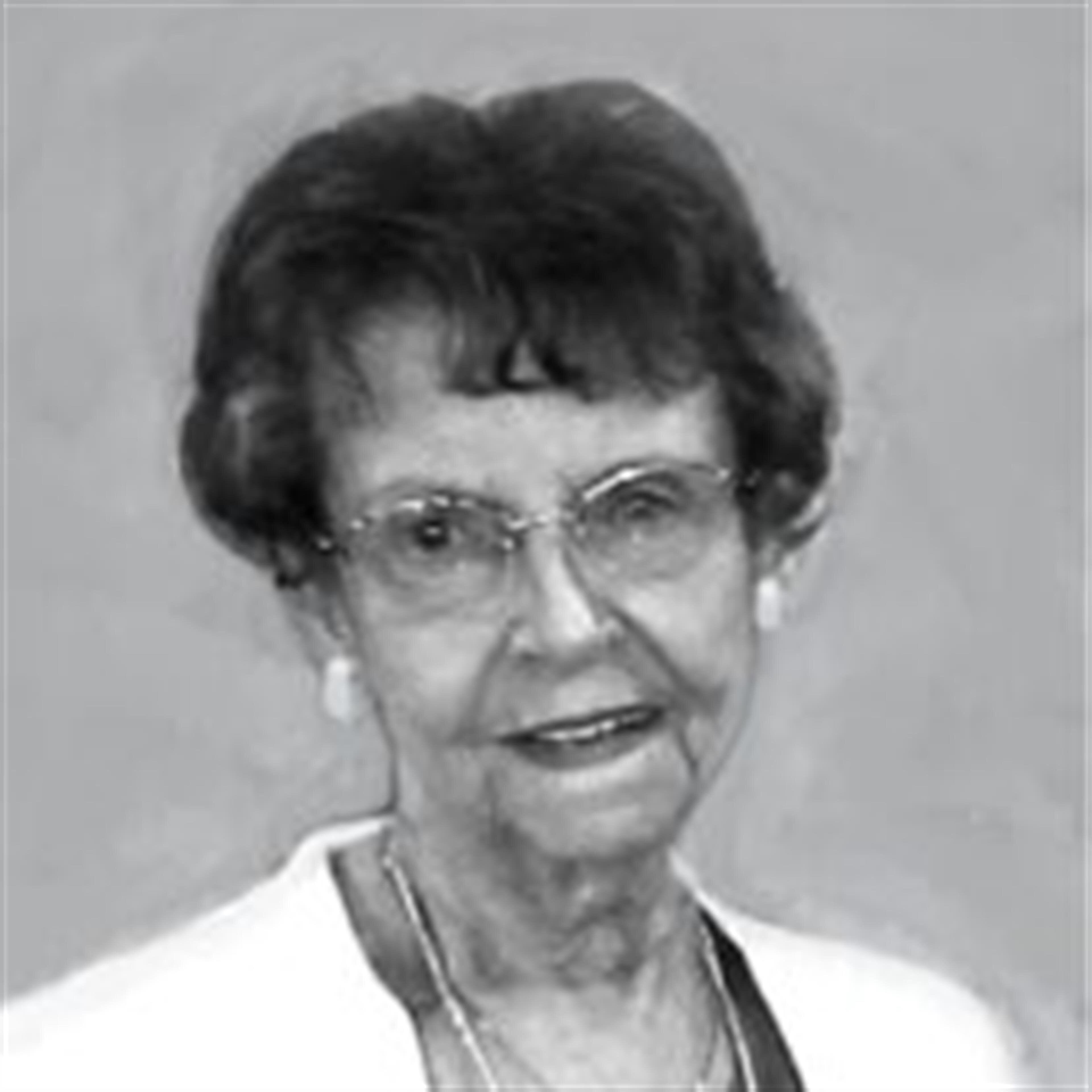 Betsy L Tille