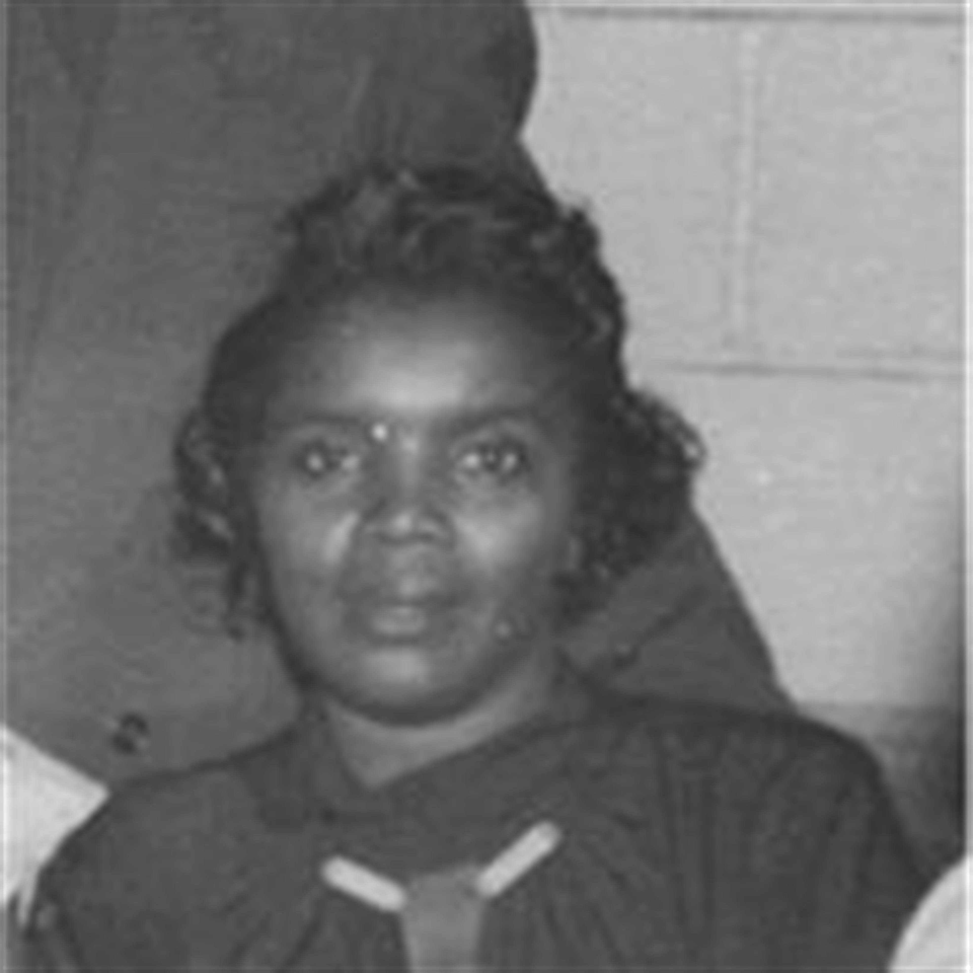 Essie Smith