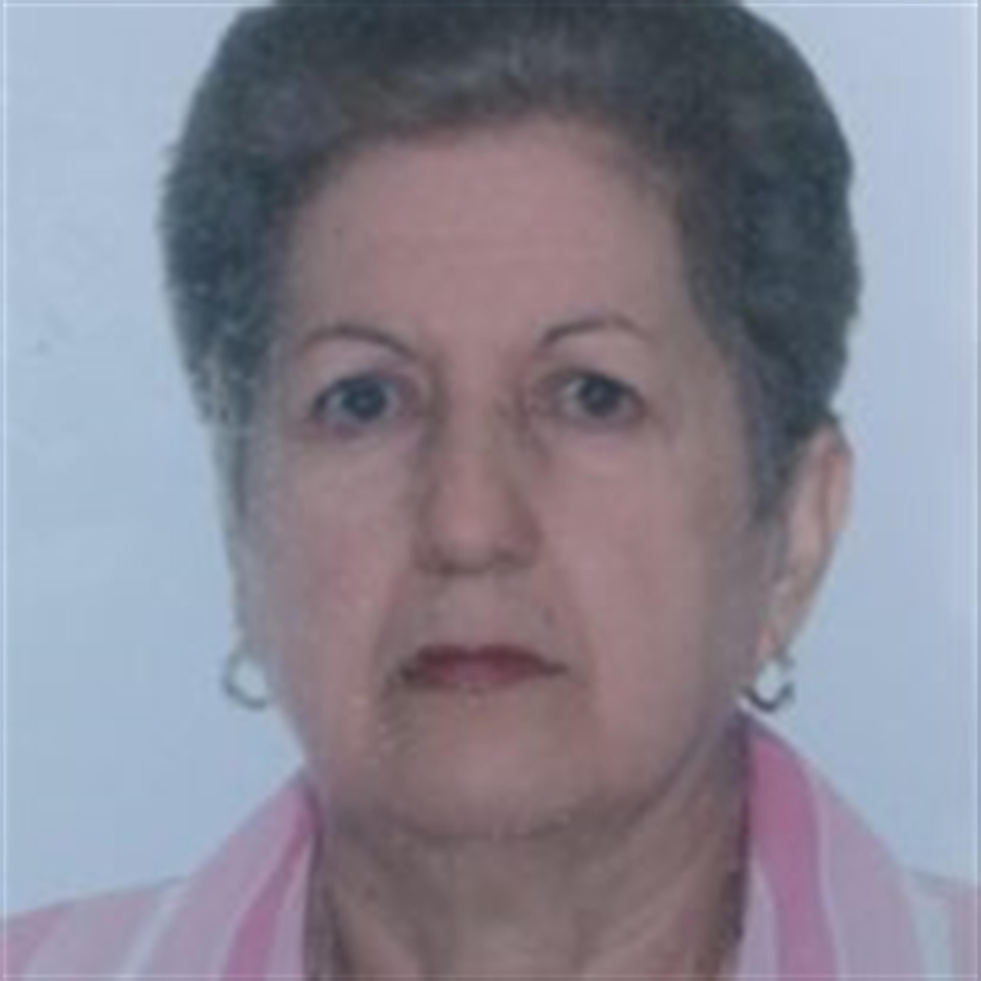 Rosa M Damas