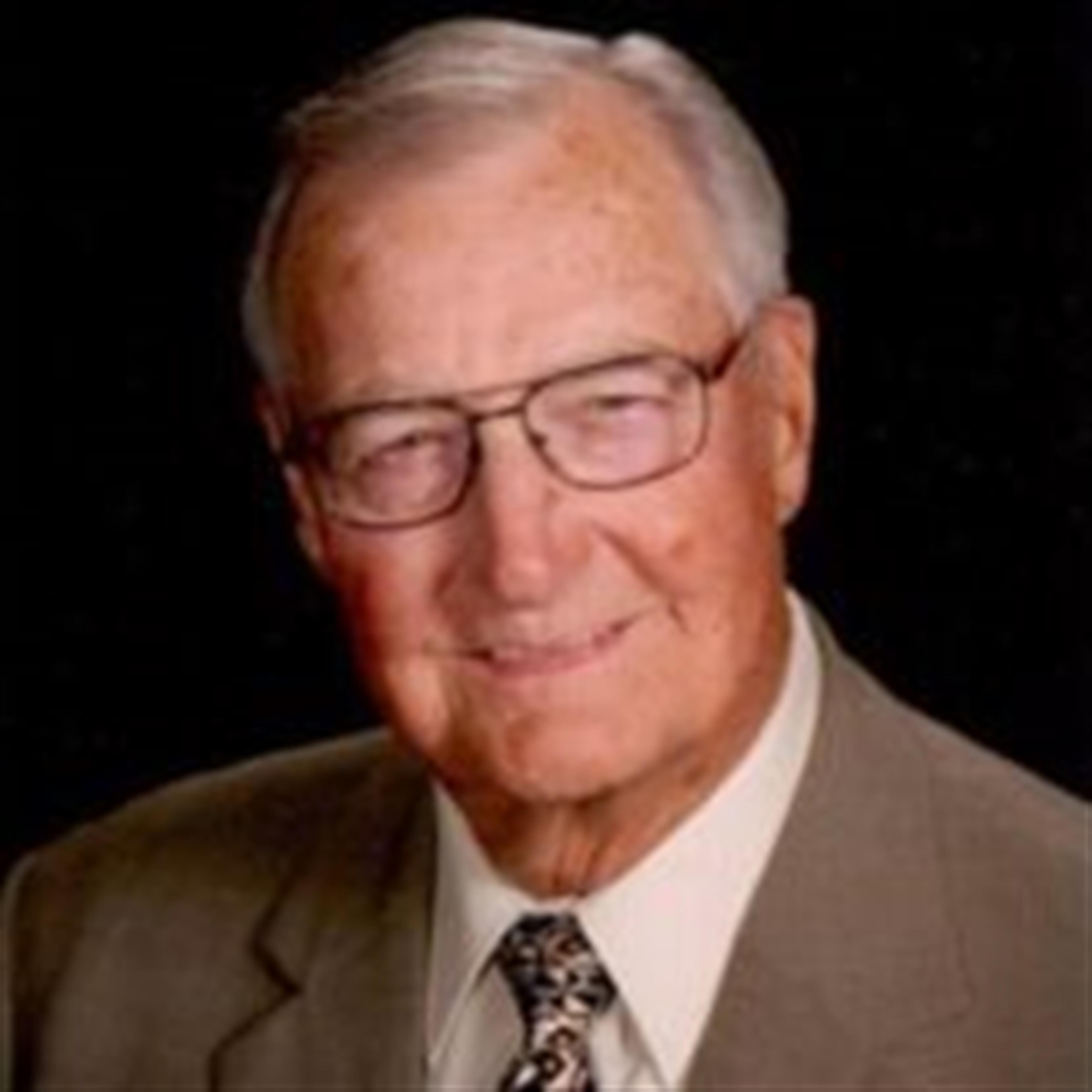 Tom  Cross