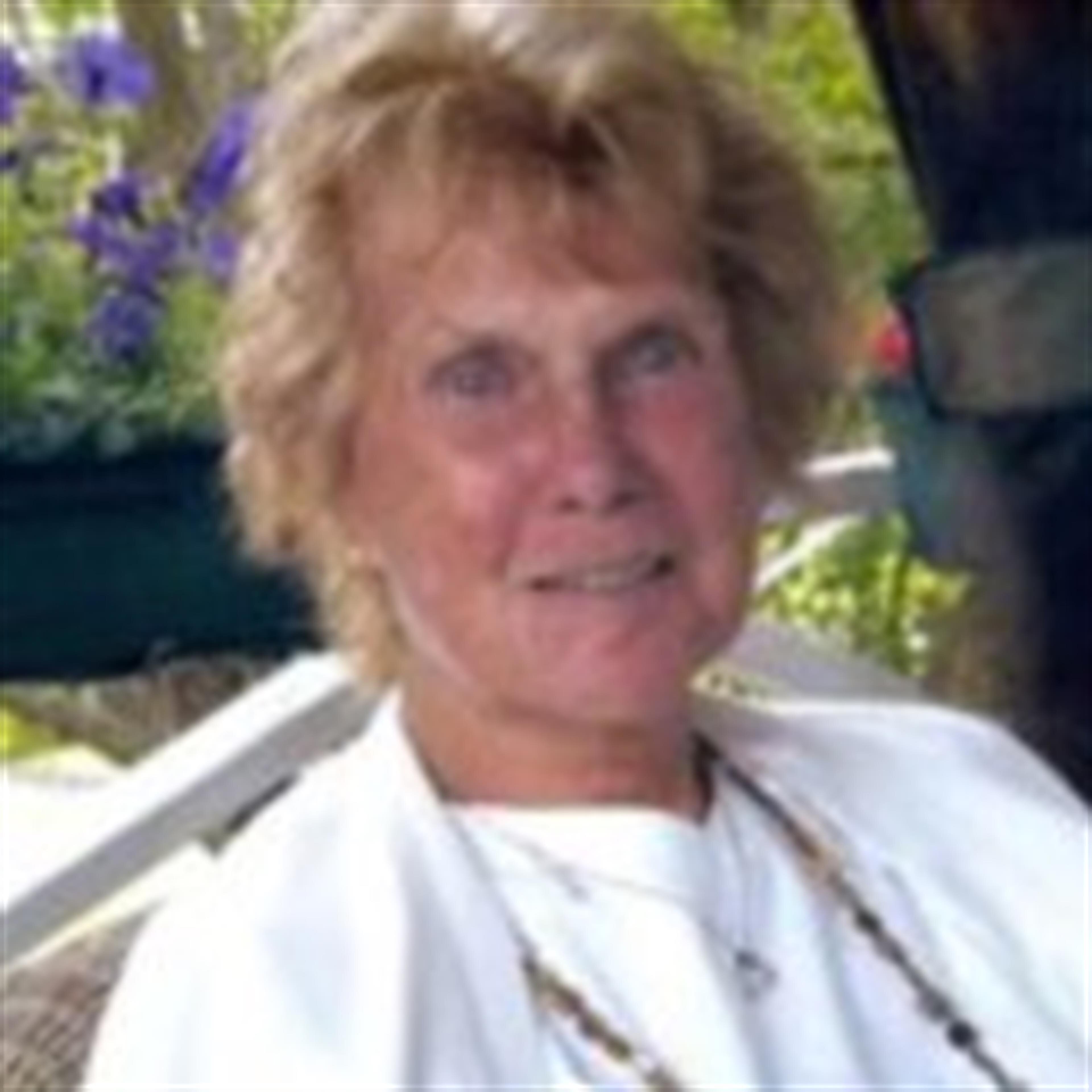 Joanne Lee Whitfield