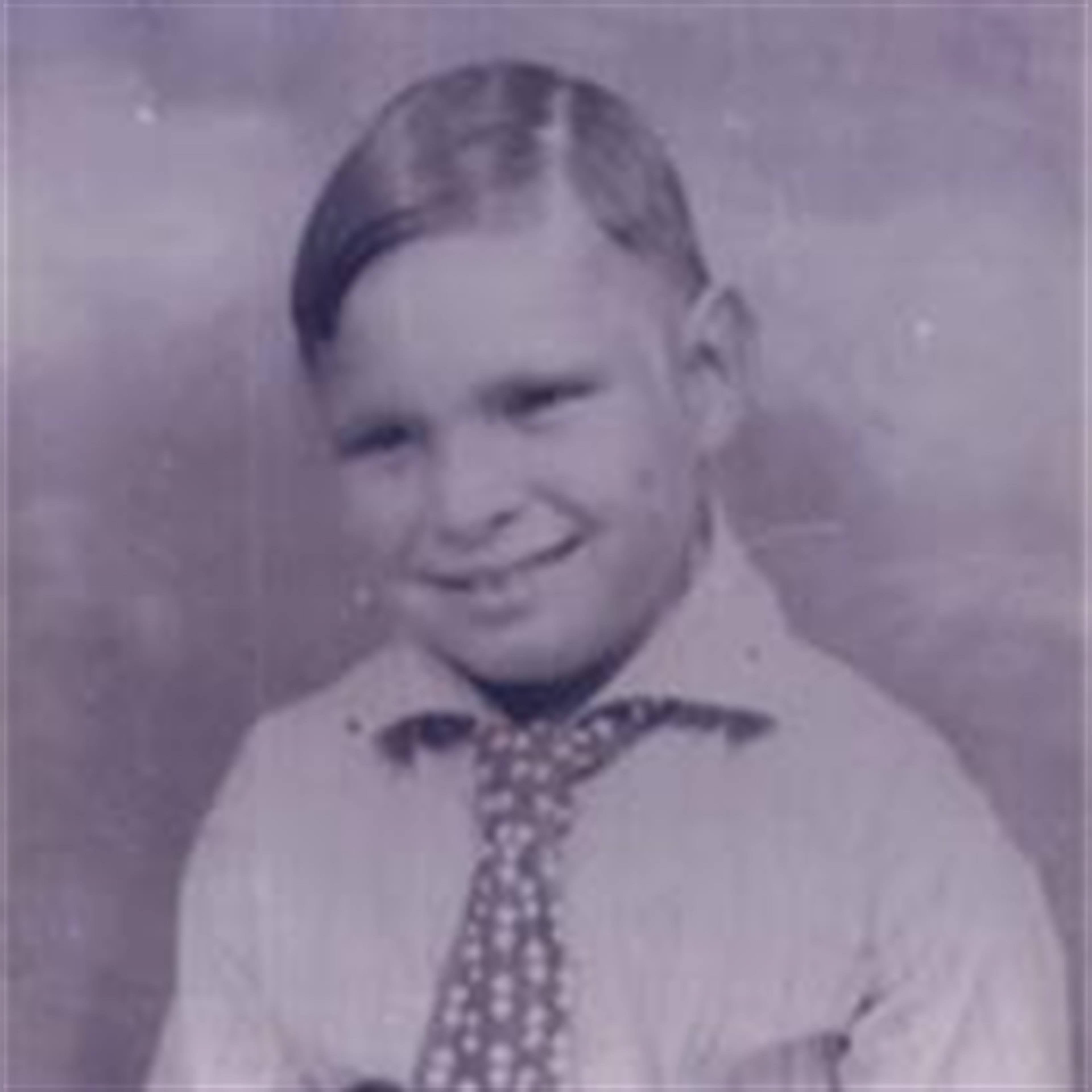 Cecil  Russell's obituary picture