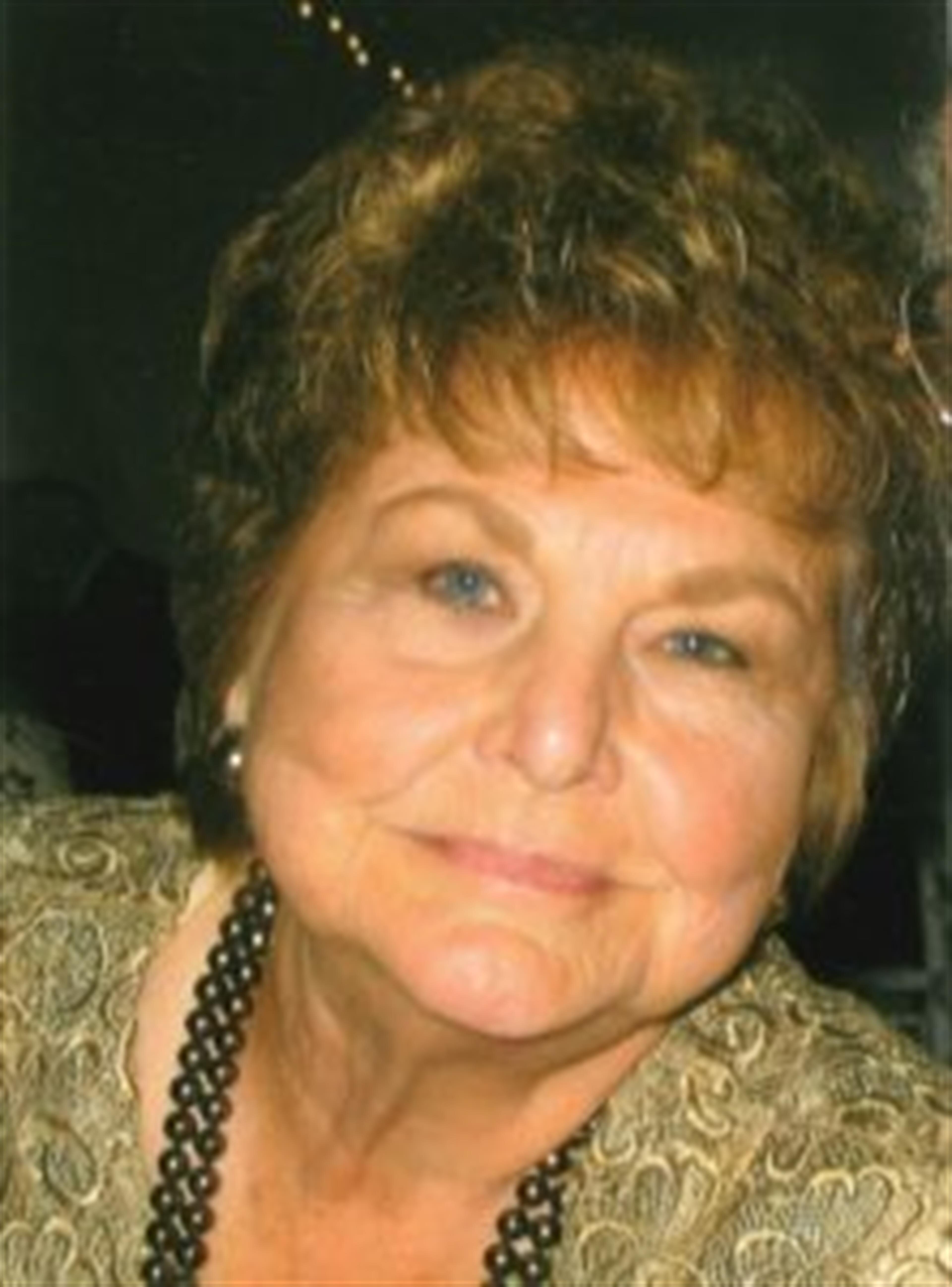 Joan Link