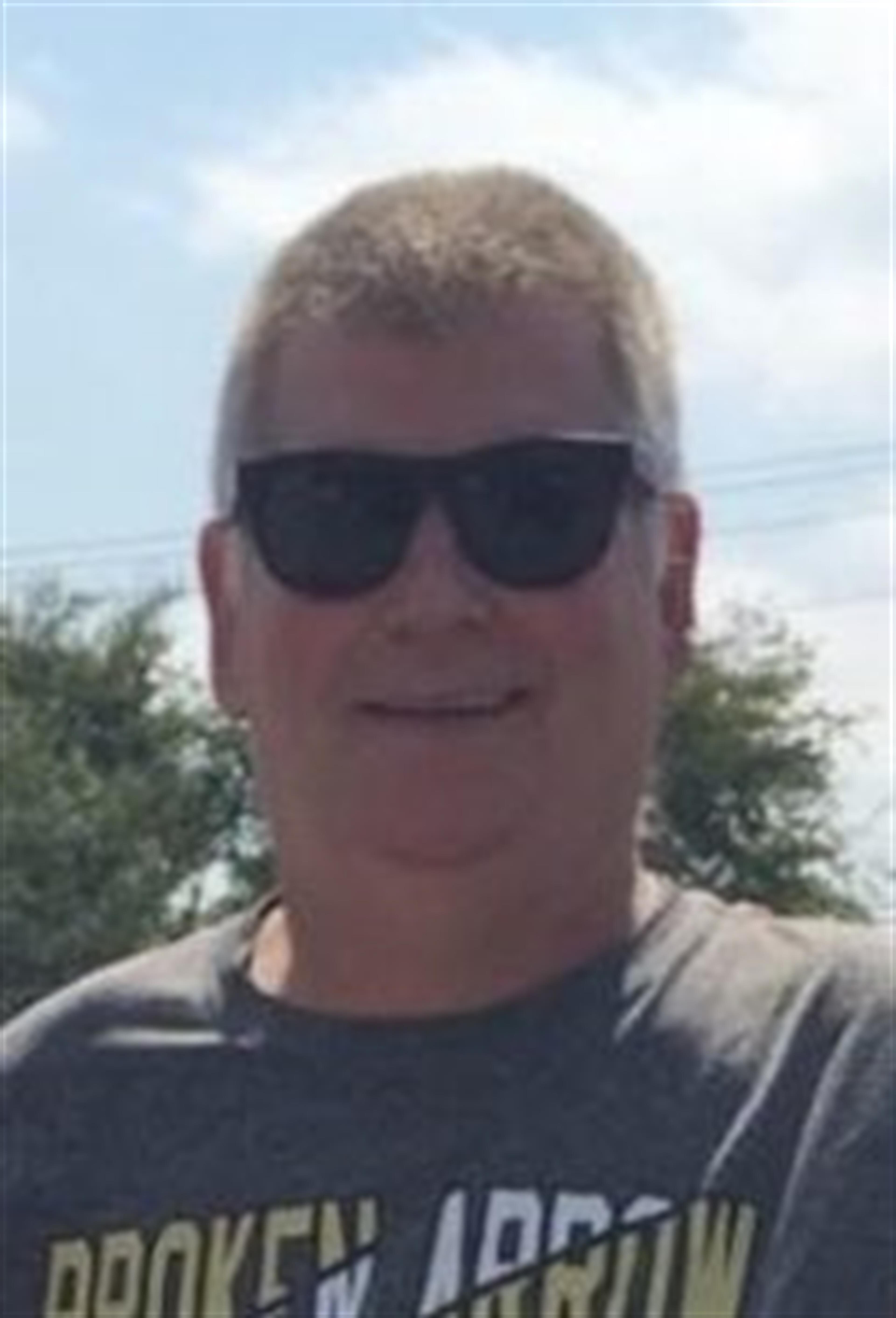 Todd Robert Tomlinson