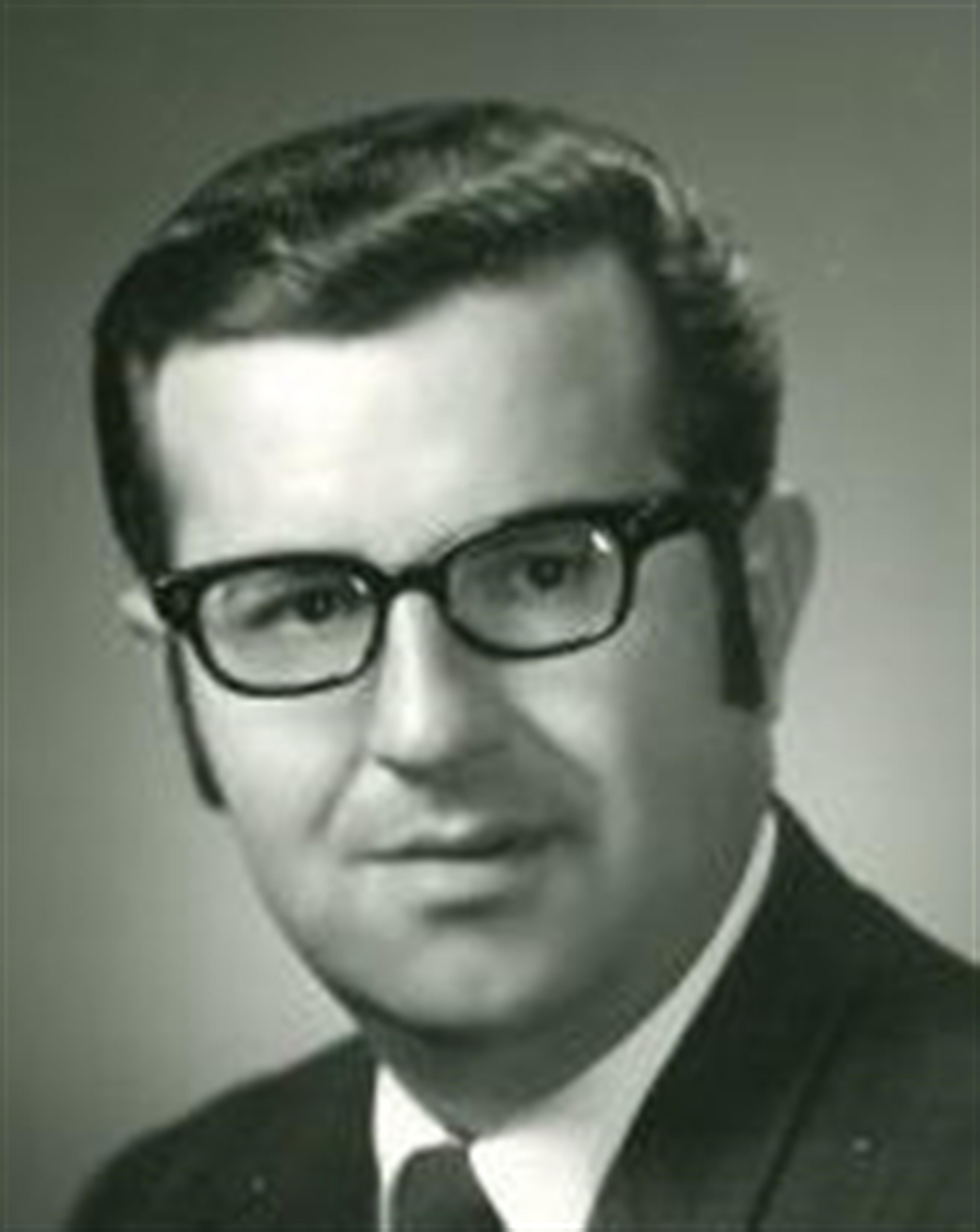 Edward Benton's obituary picture