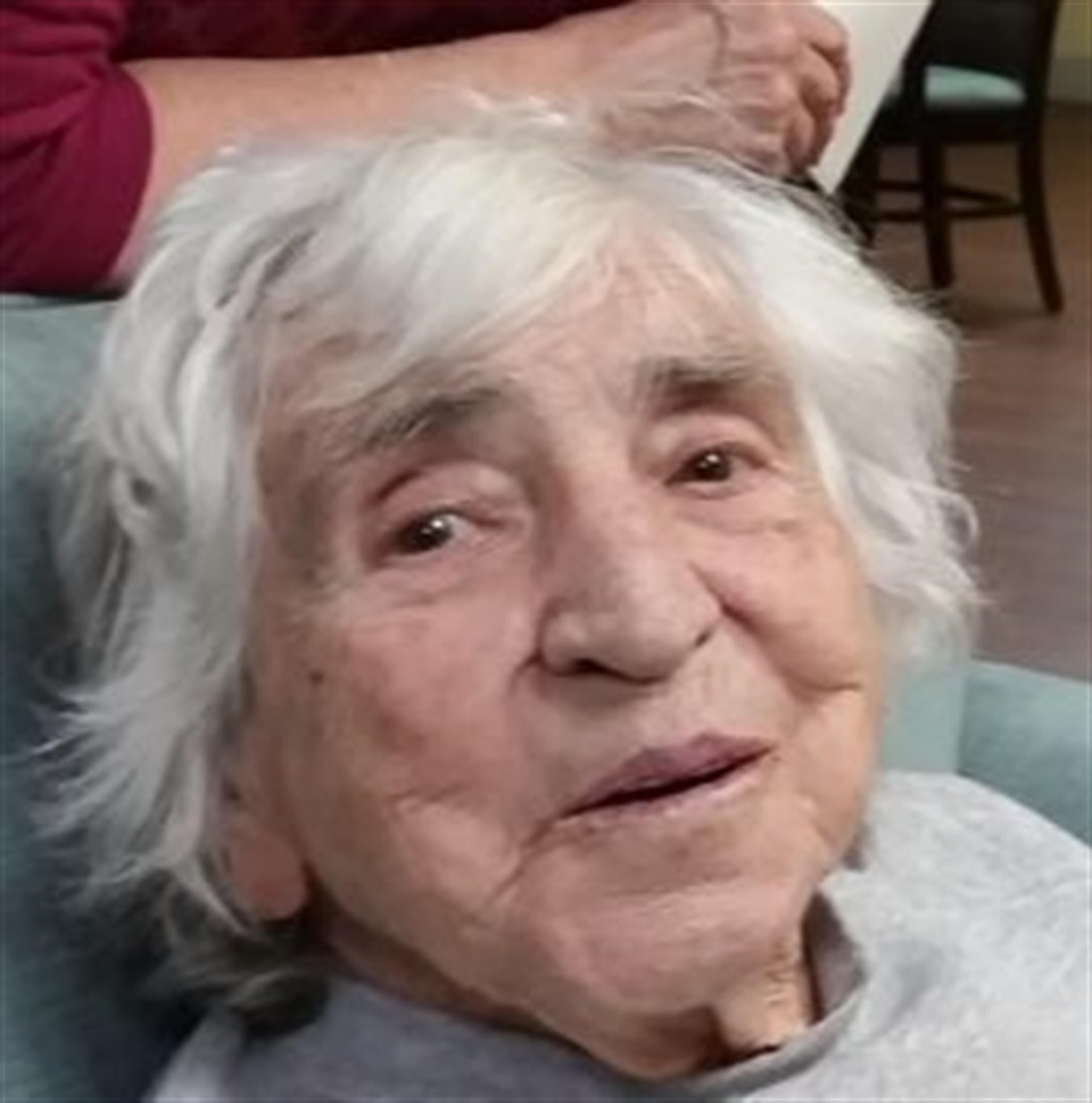 Betty Lou White