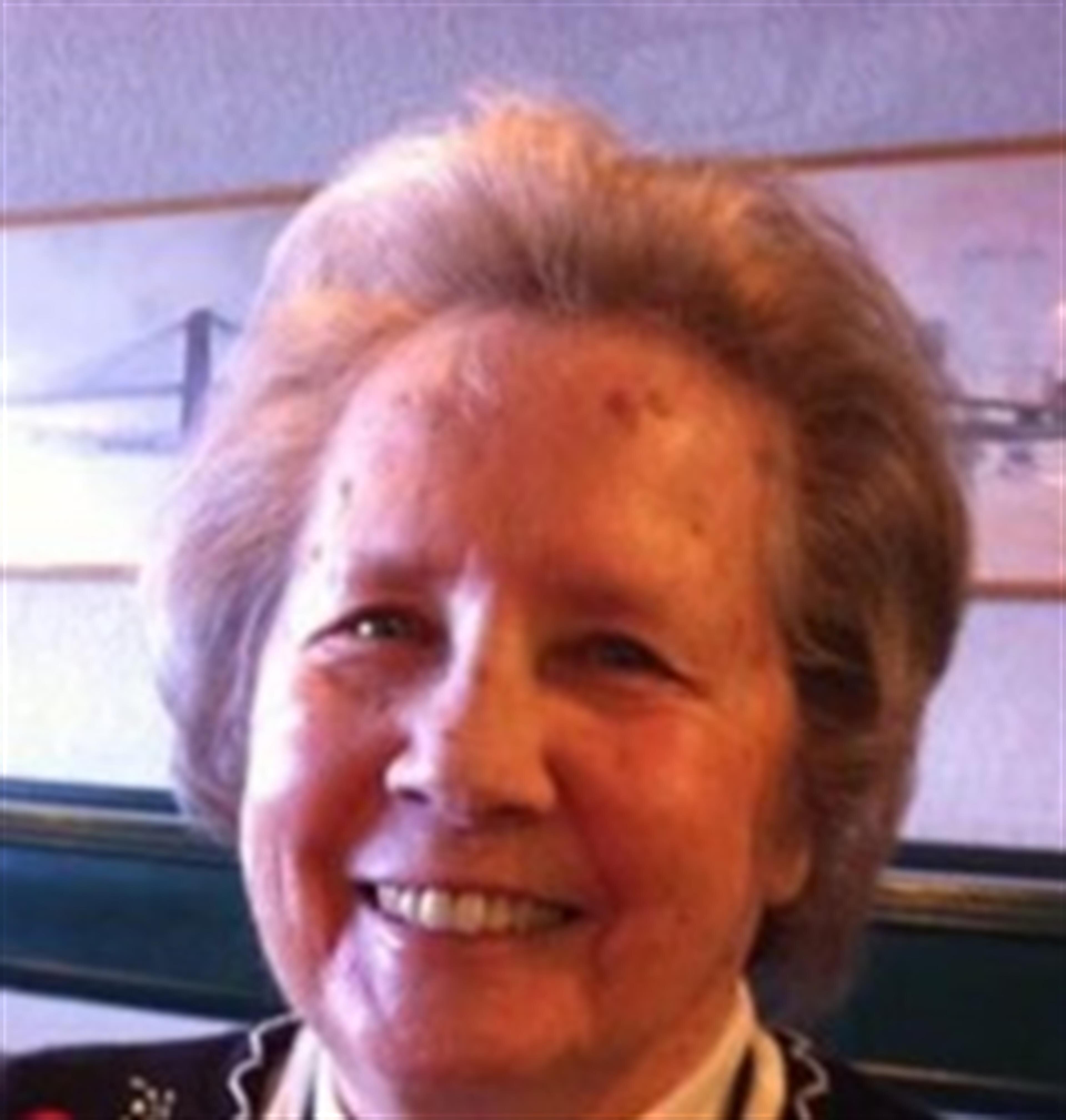 Julia Iva Dee Kampen
