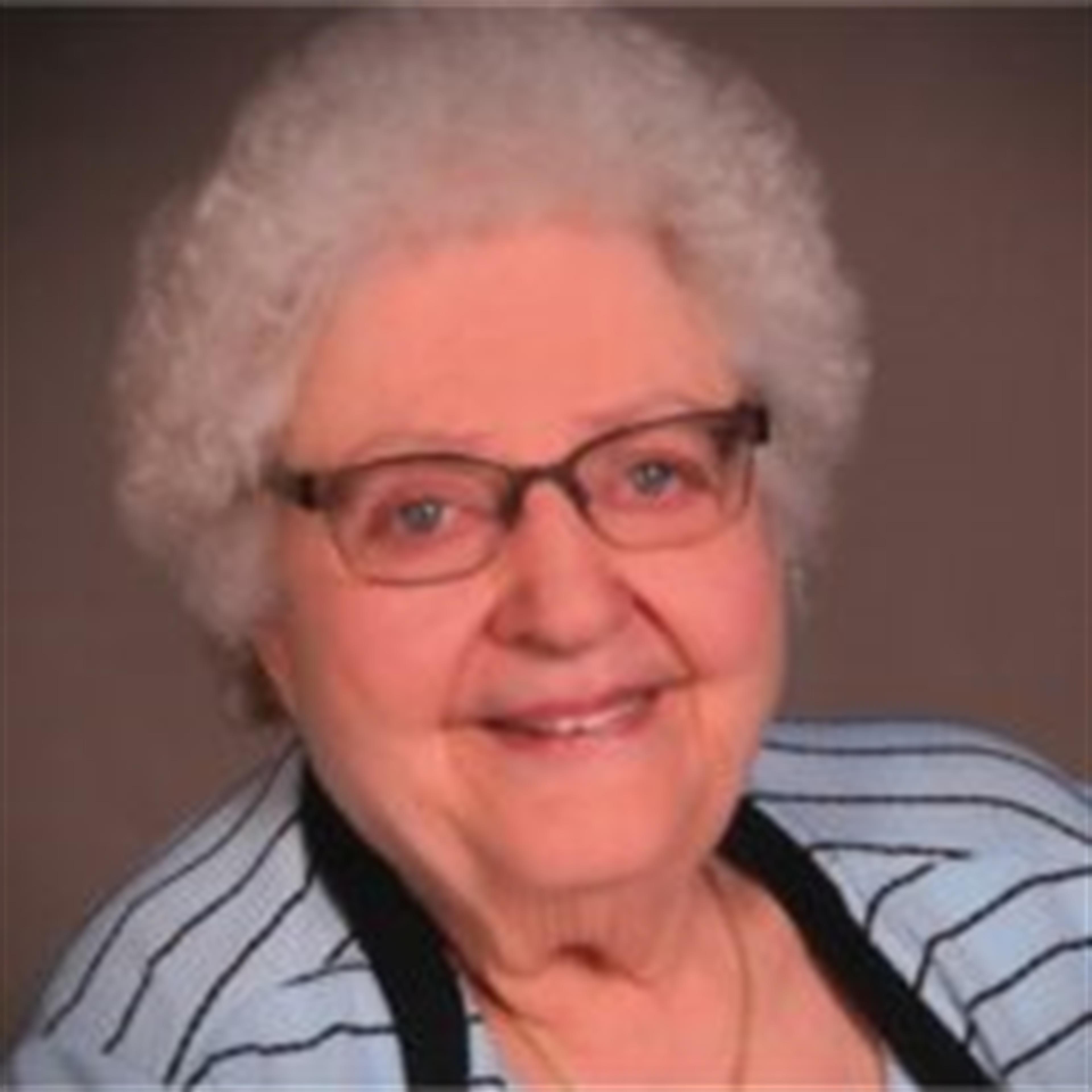 Glayds J Worden's obituary picture