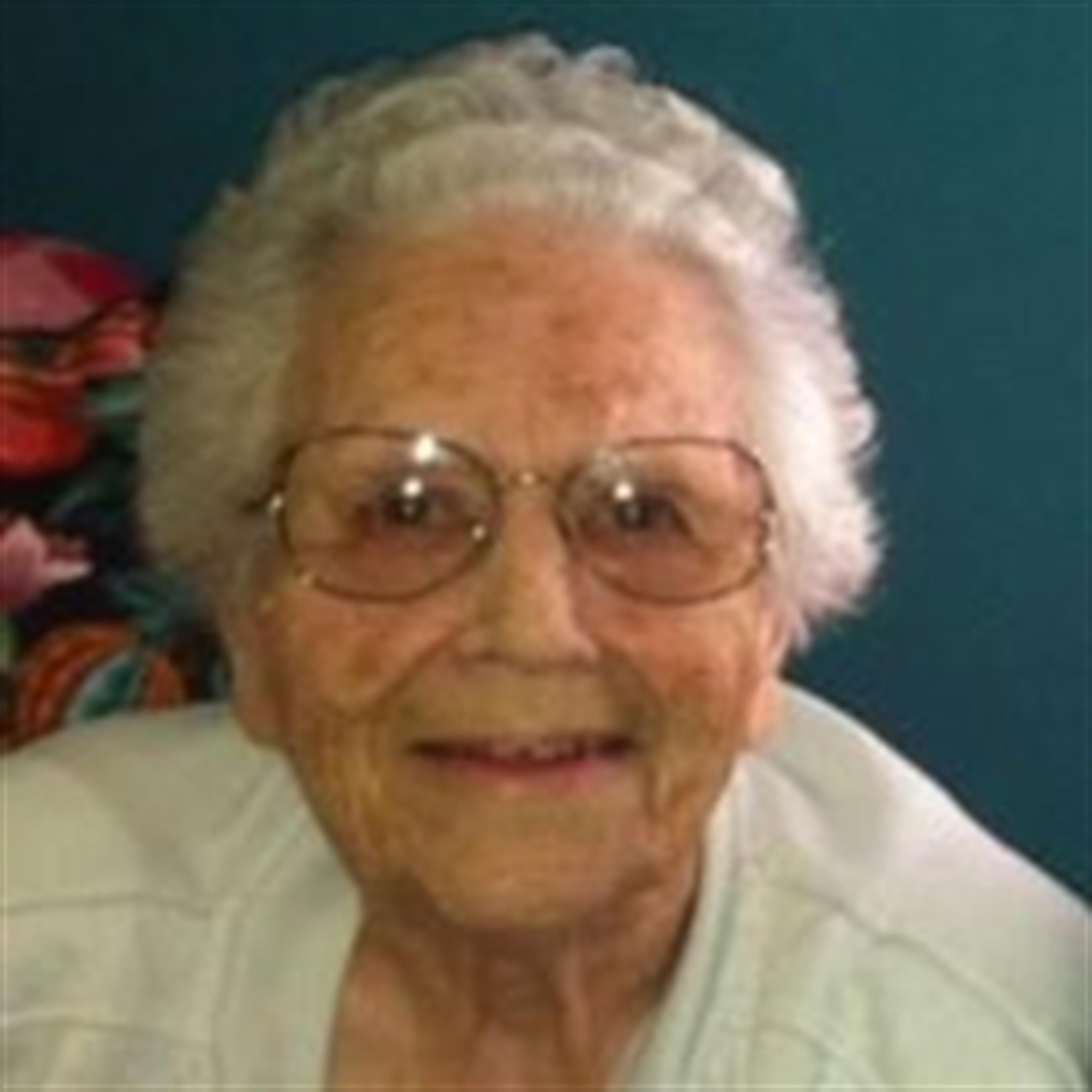 Pauline  Sybil  Epps