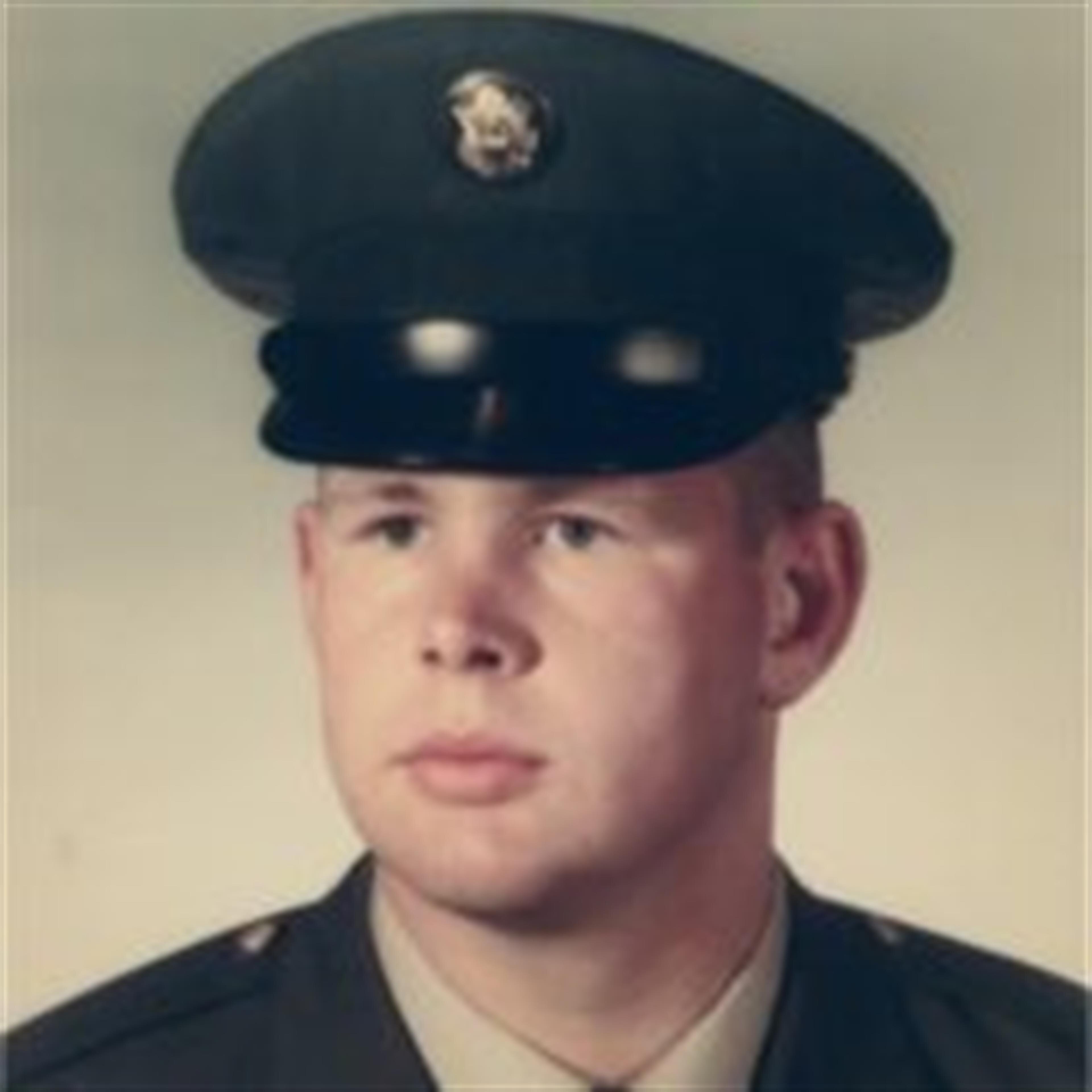 Bobby Lee Singer