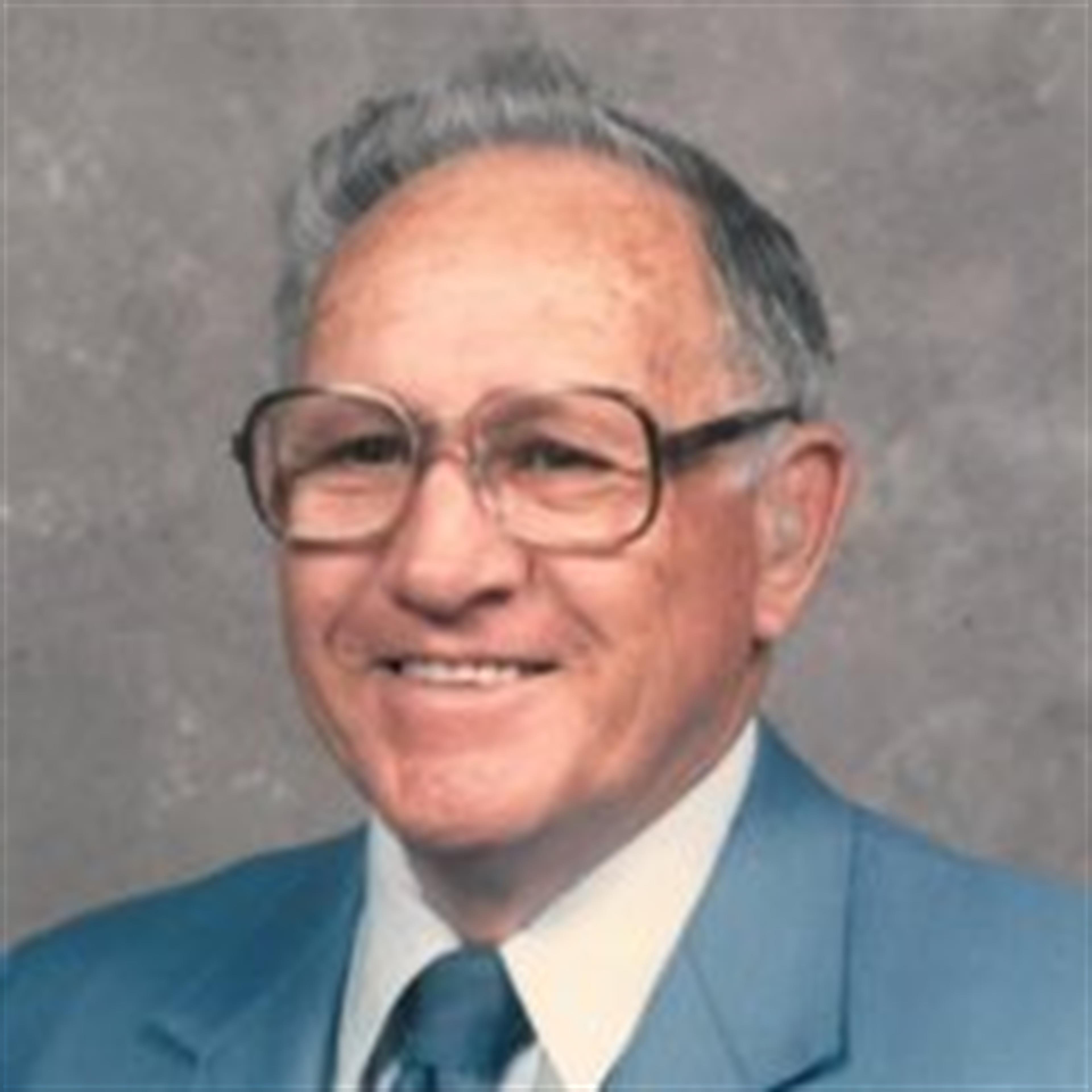 Clifford D. "Dee" Davis, Jr.'s obituary picture