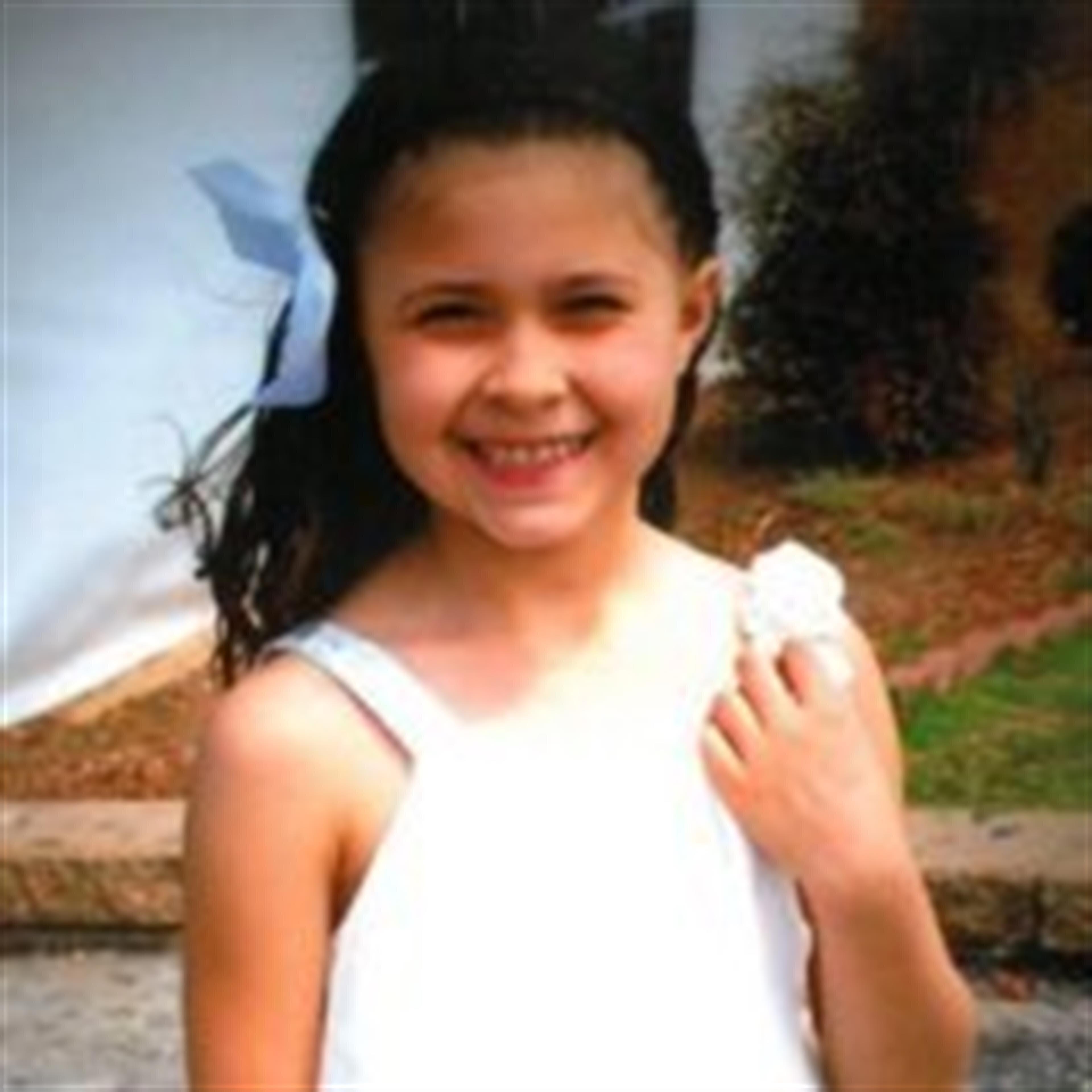 Alejandra "Allie" Ruiz