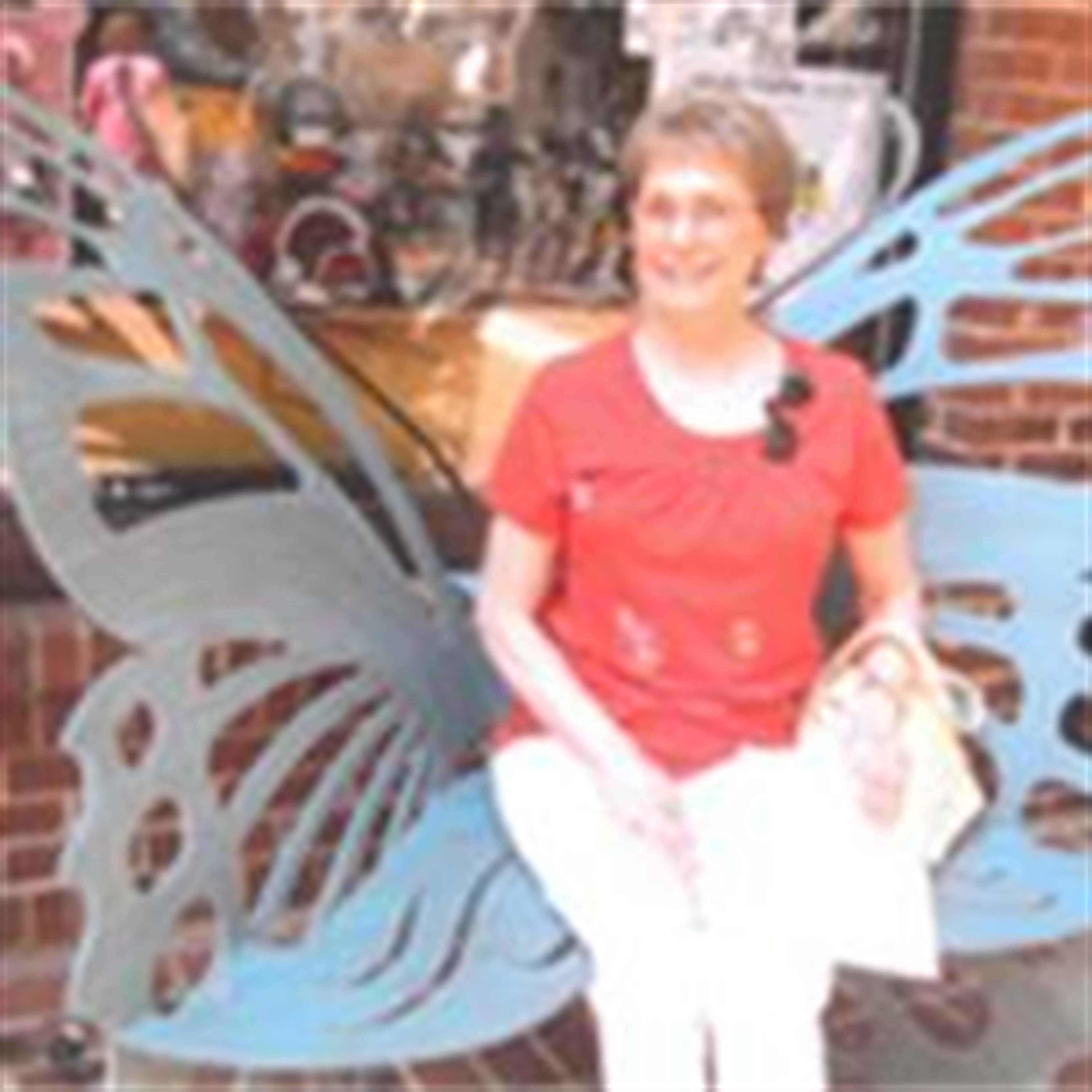 Elaine M Thornburg