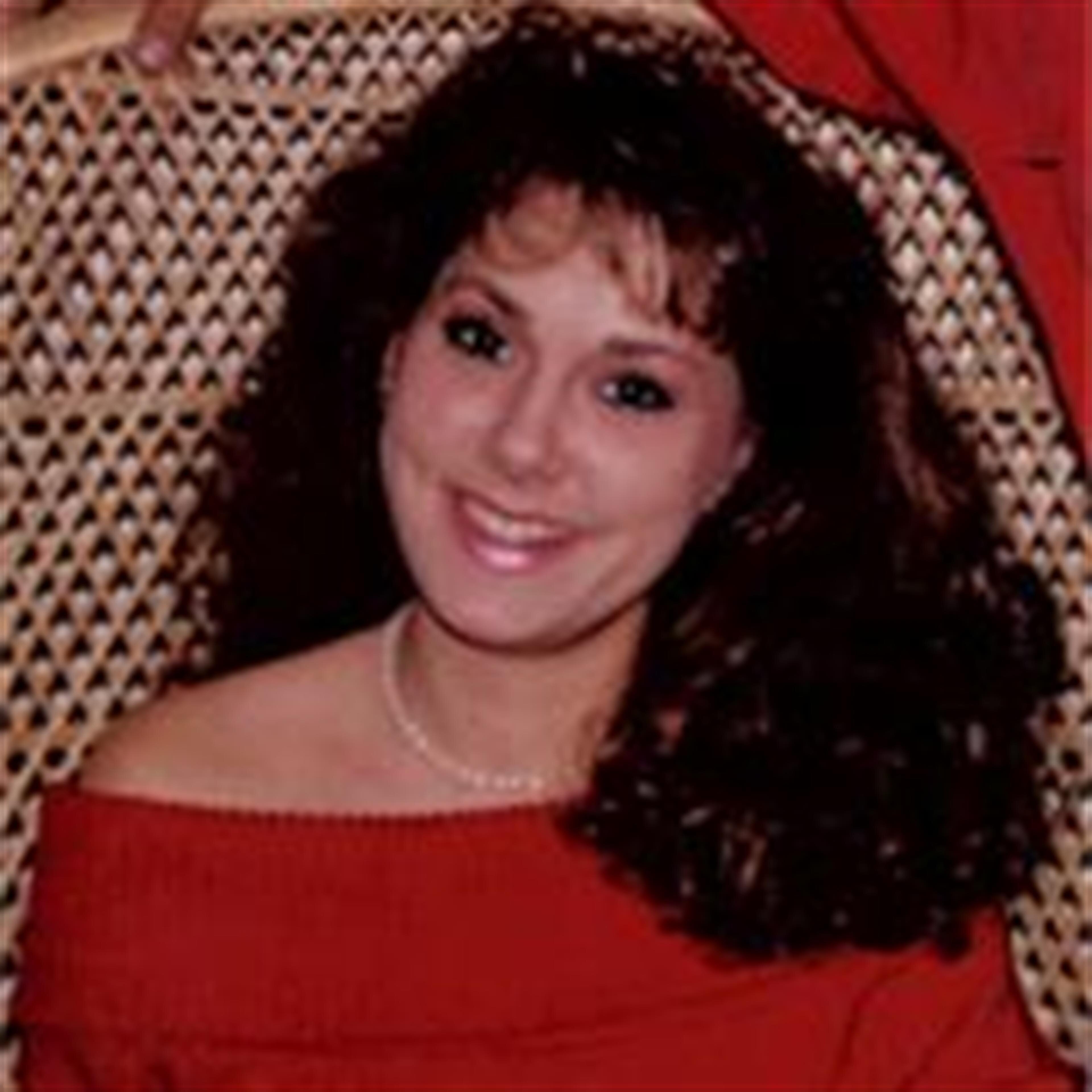 Bobbi Lynn Greenwell