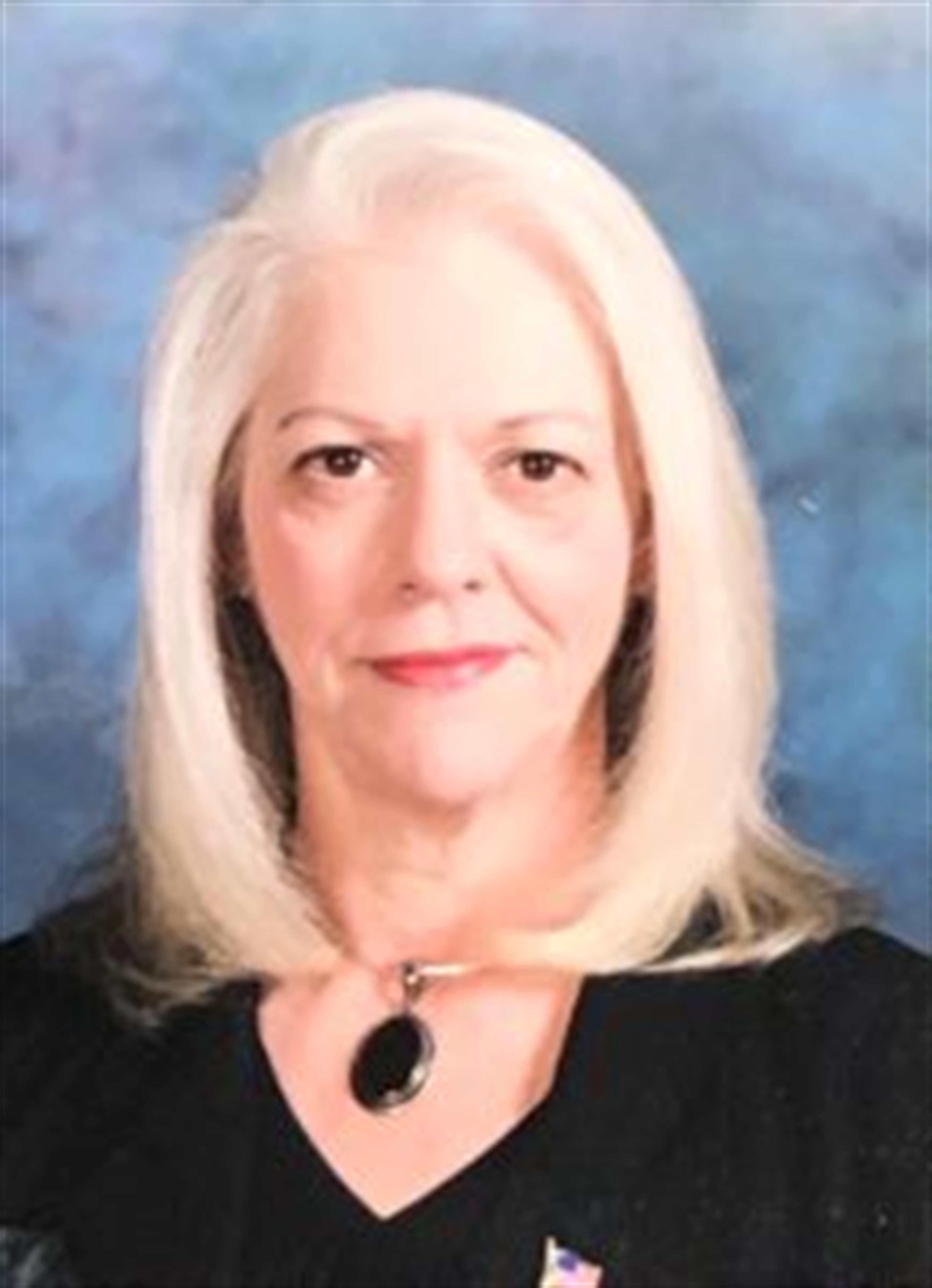 Karen Anne White Barksdale