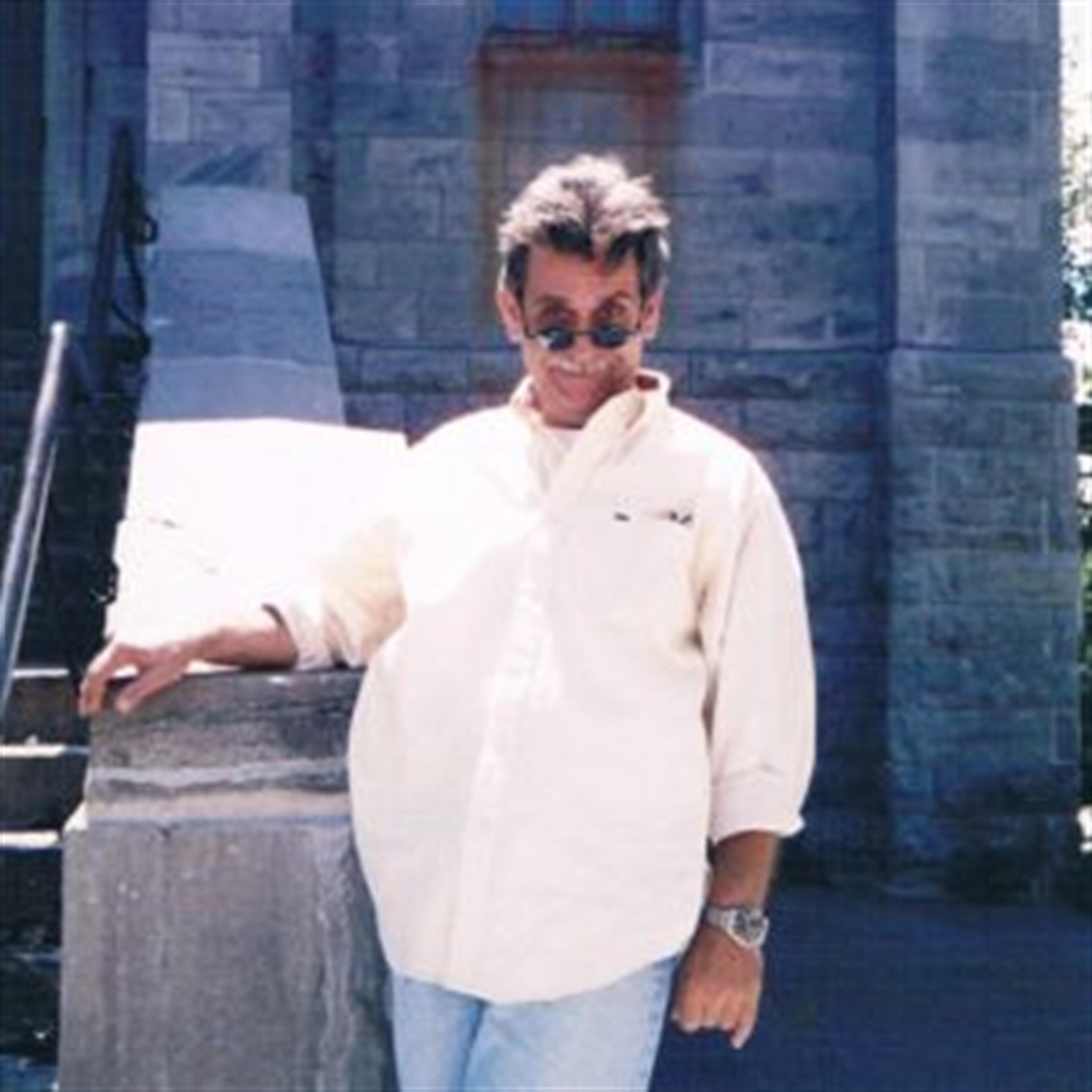 Garth Thompson