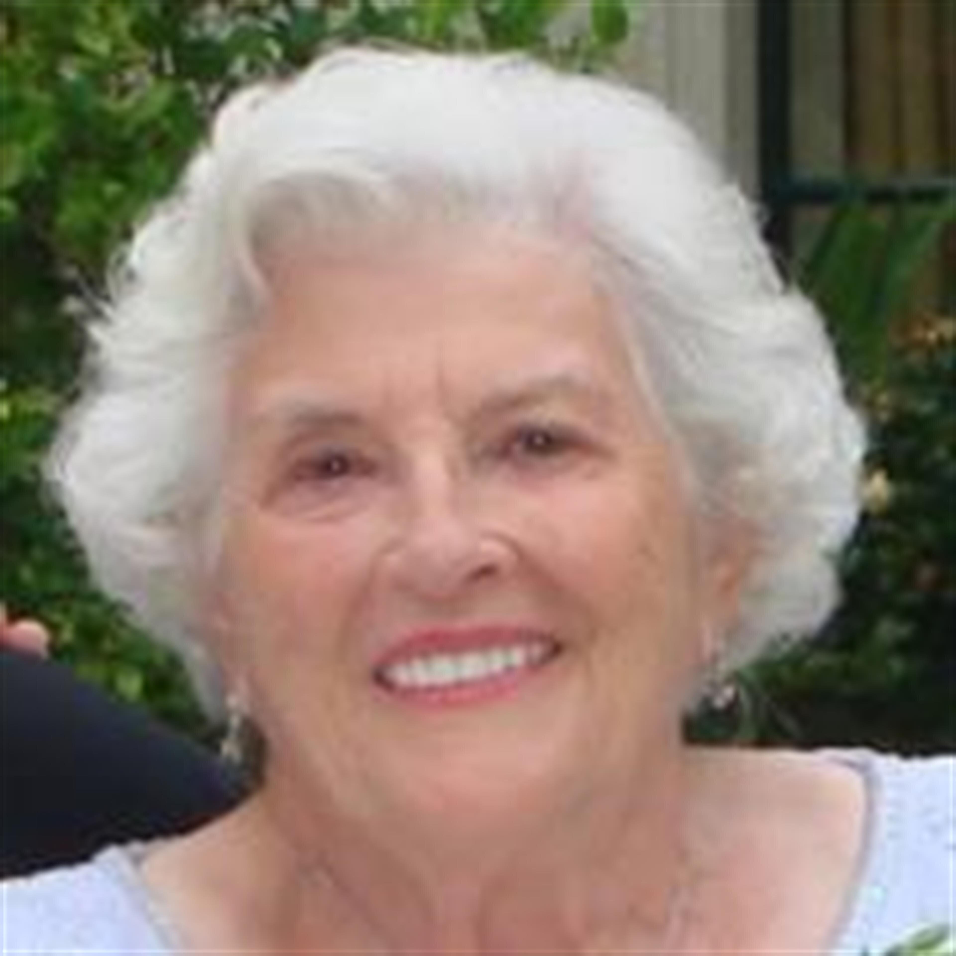 Lou Hatchett Holcomb