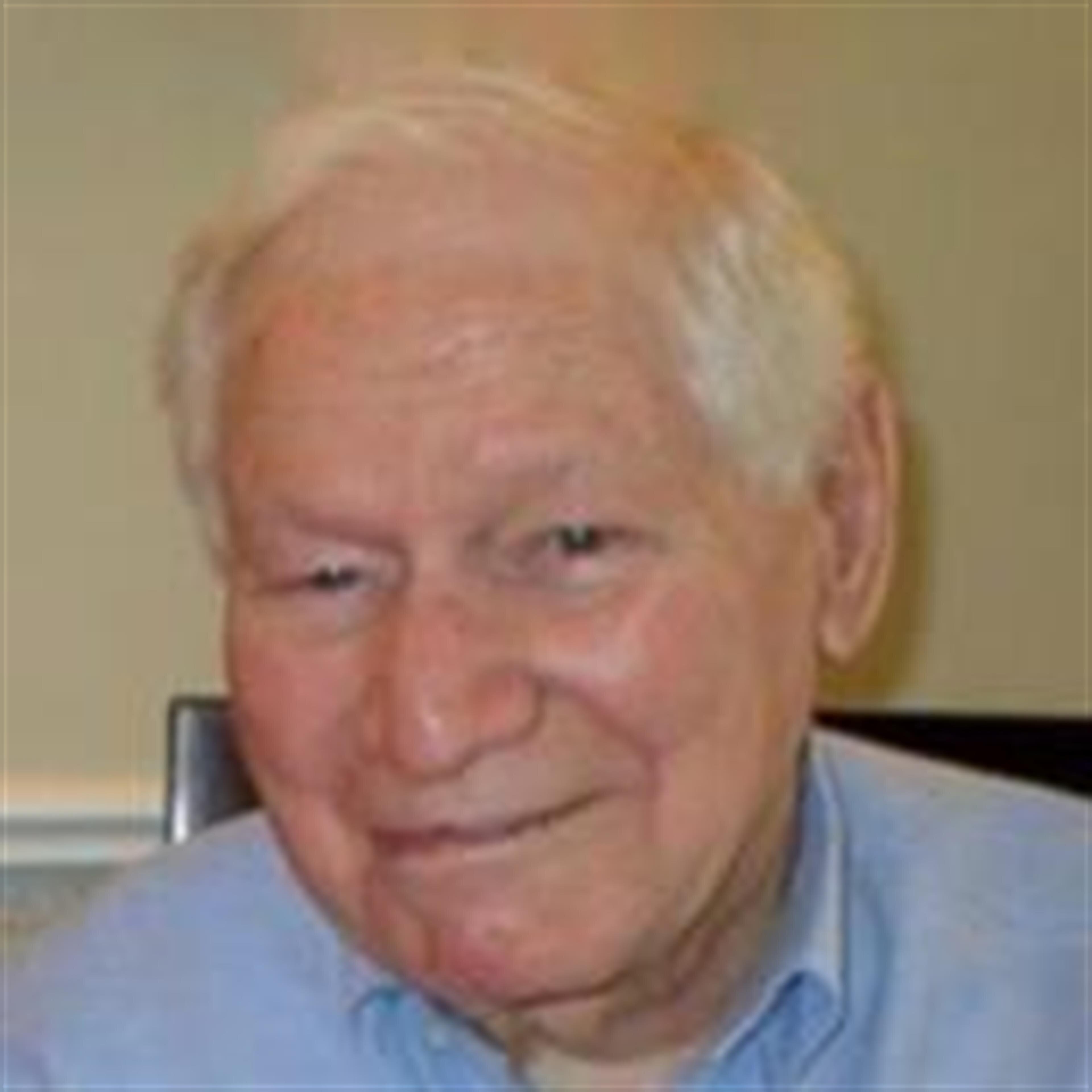 Earle W Howe