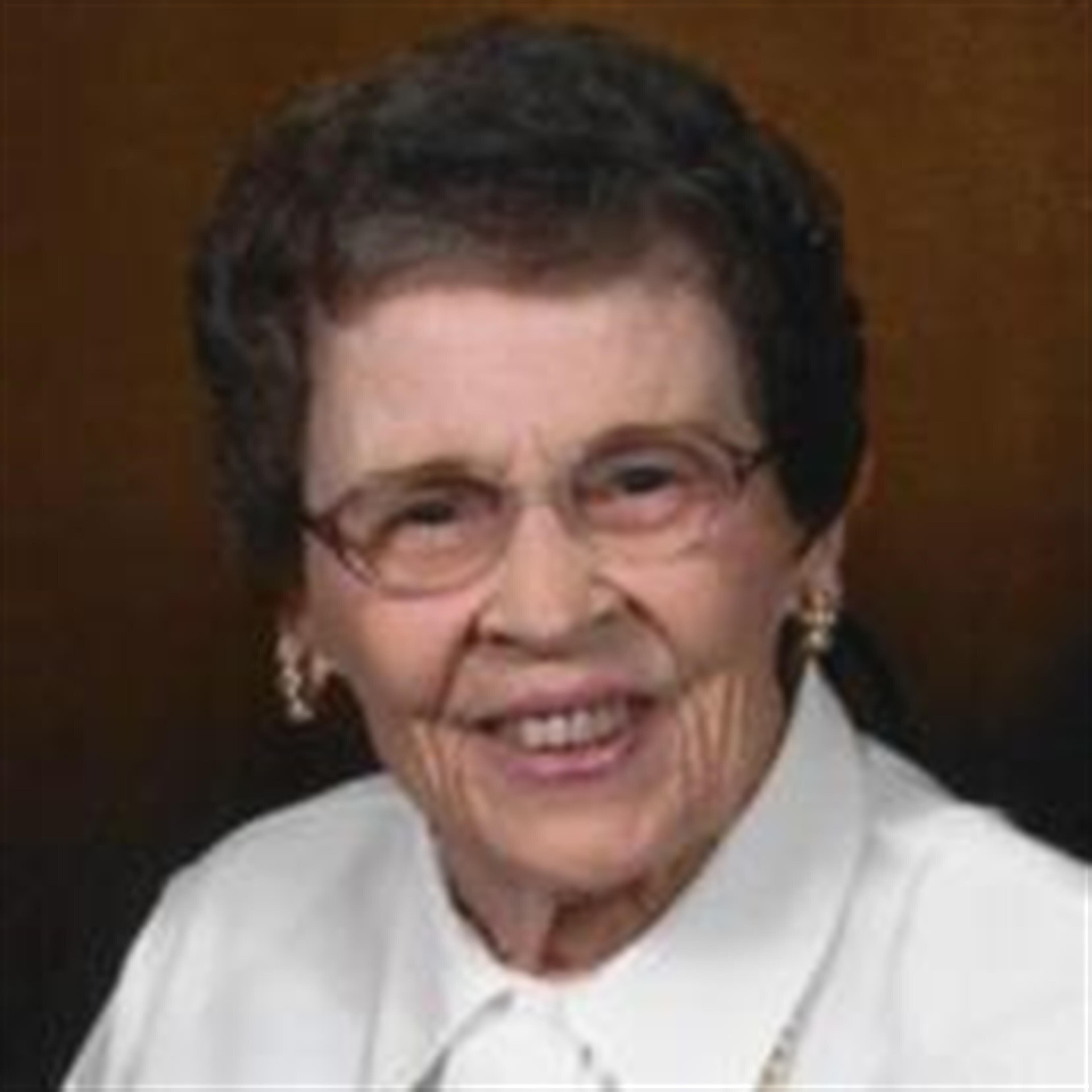 Vivian Strawn