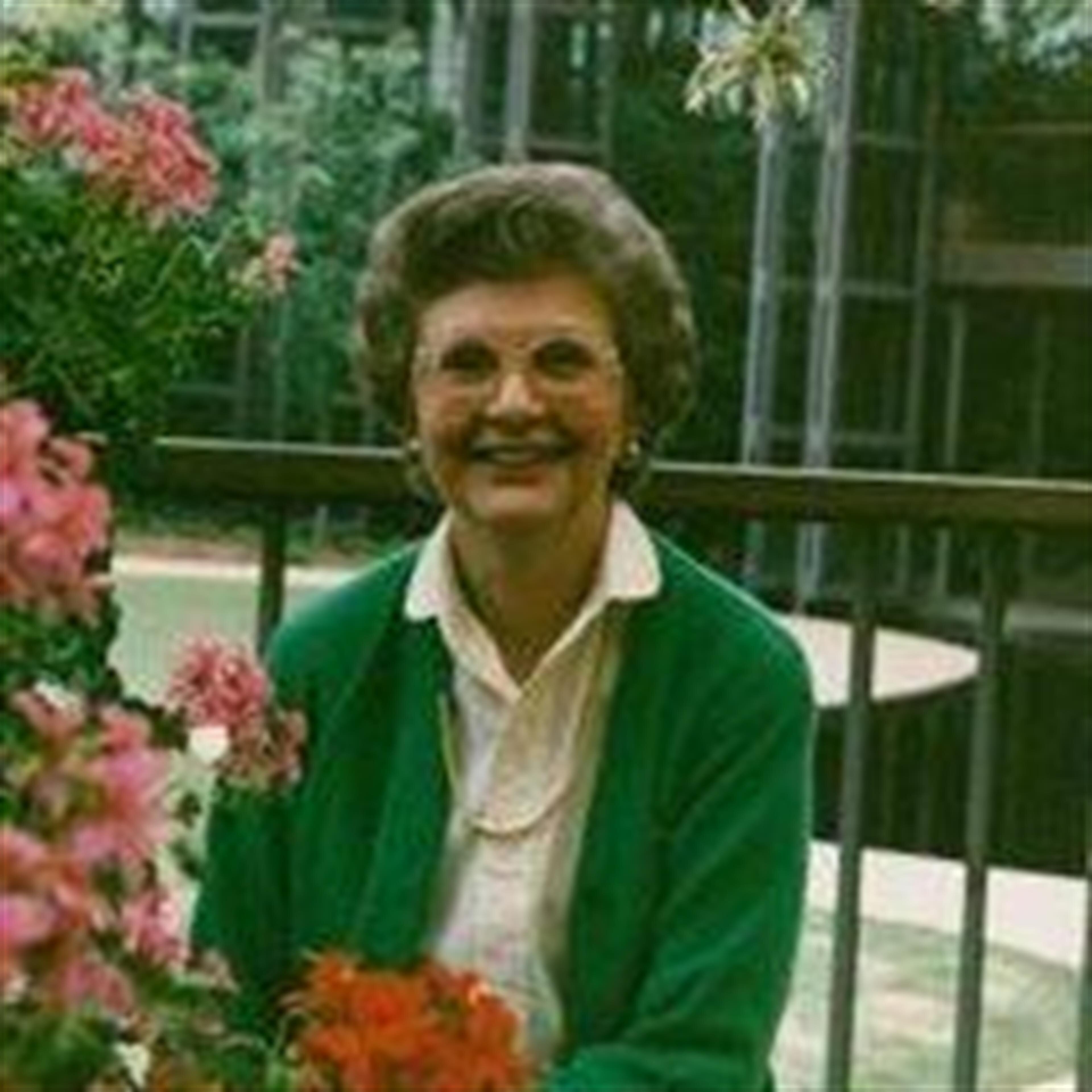Lovica Hitt Lewers