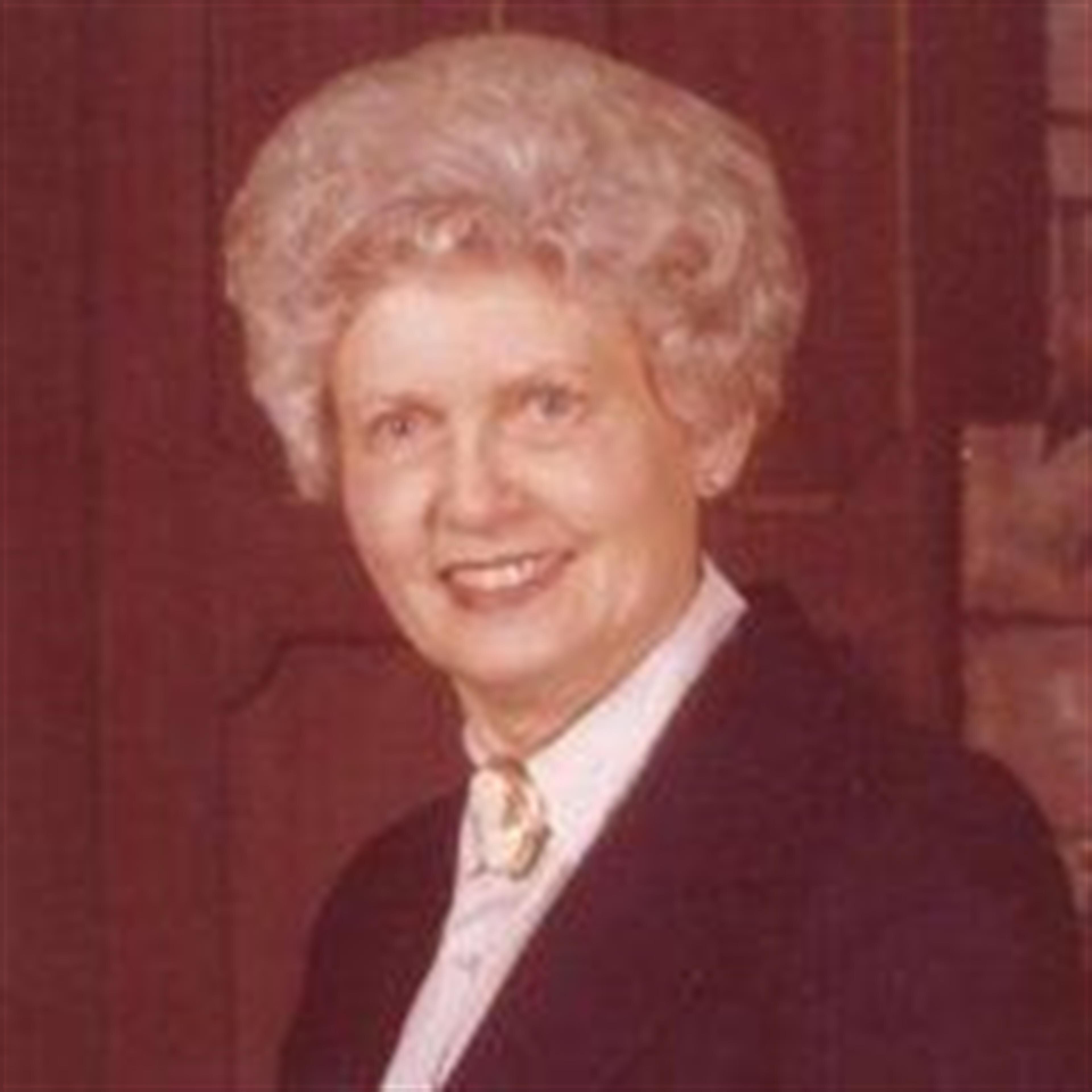 Annie  Finch