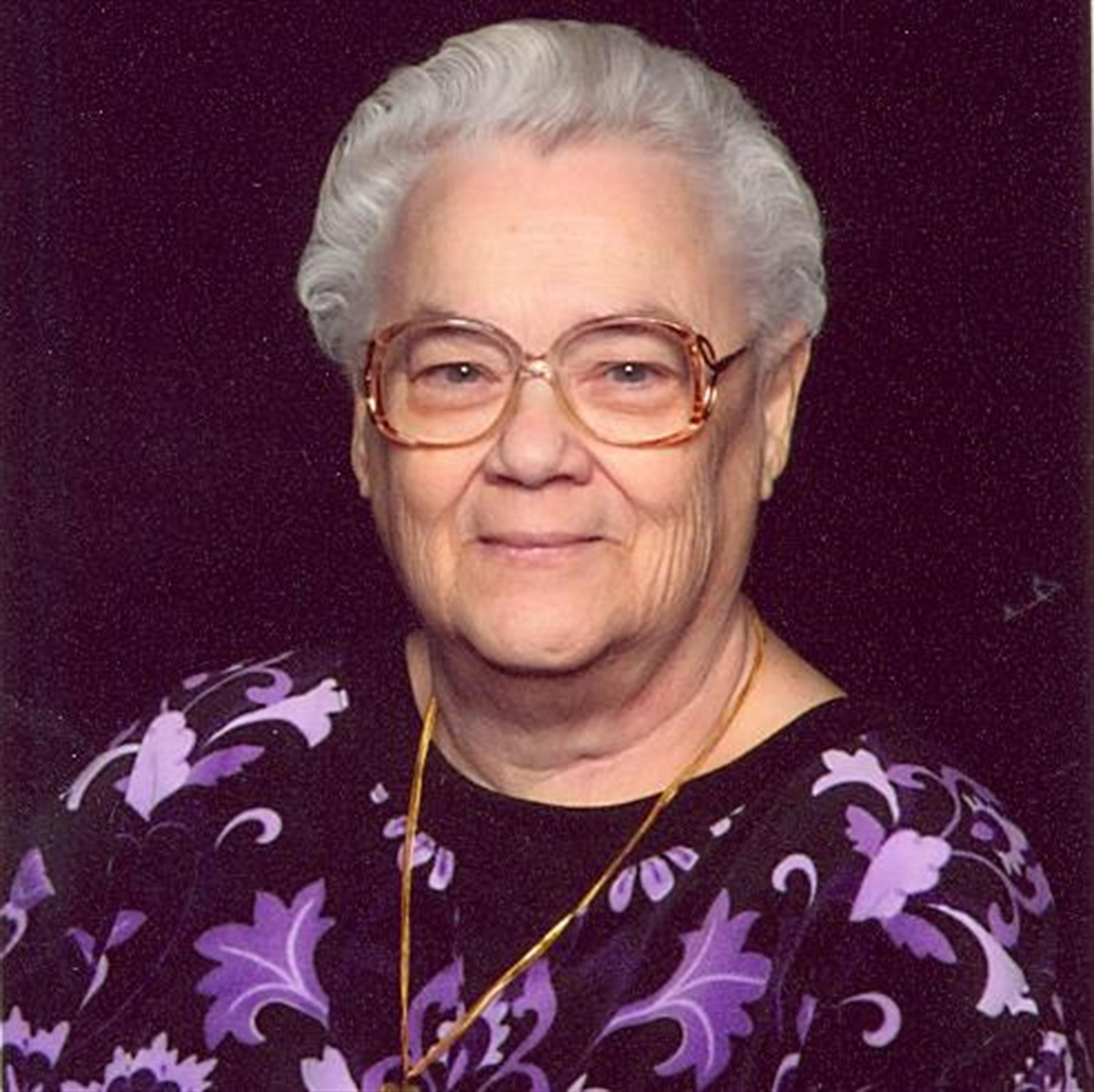Sally Loraine Claxton (Lebanon)