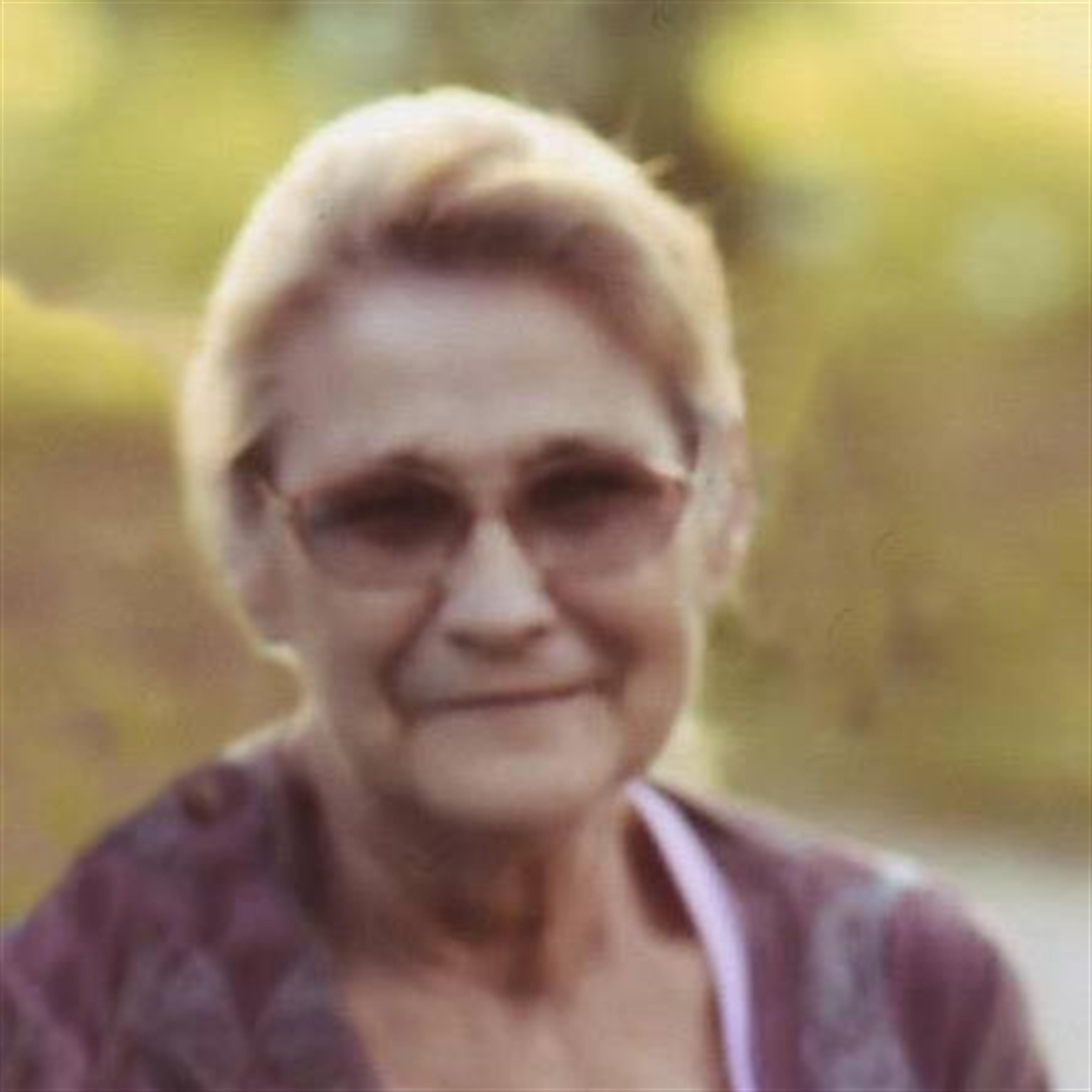 Esther Jeanette Light (Lebanon)'s obituary picture
