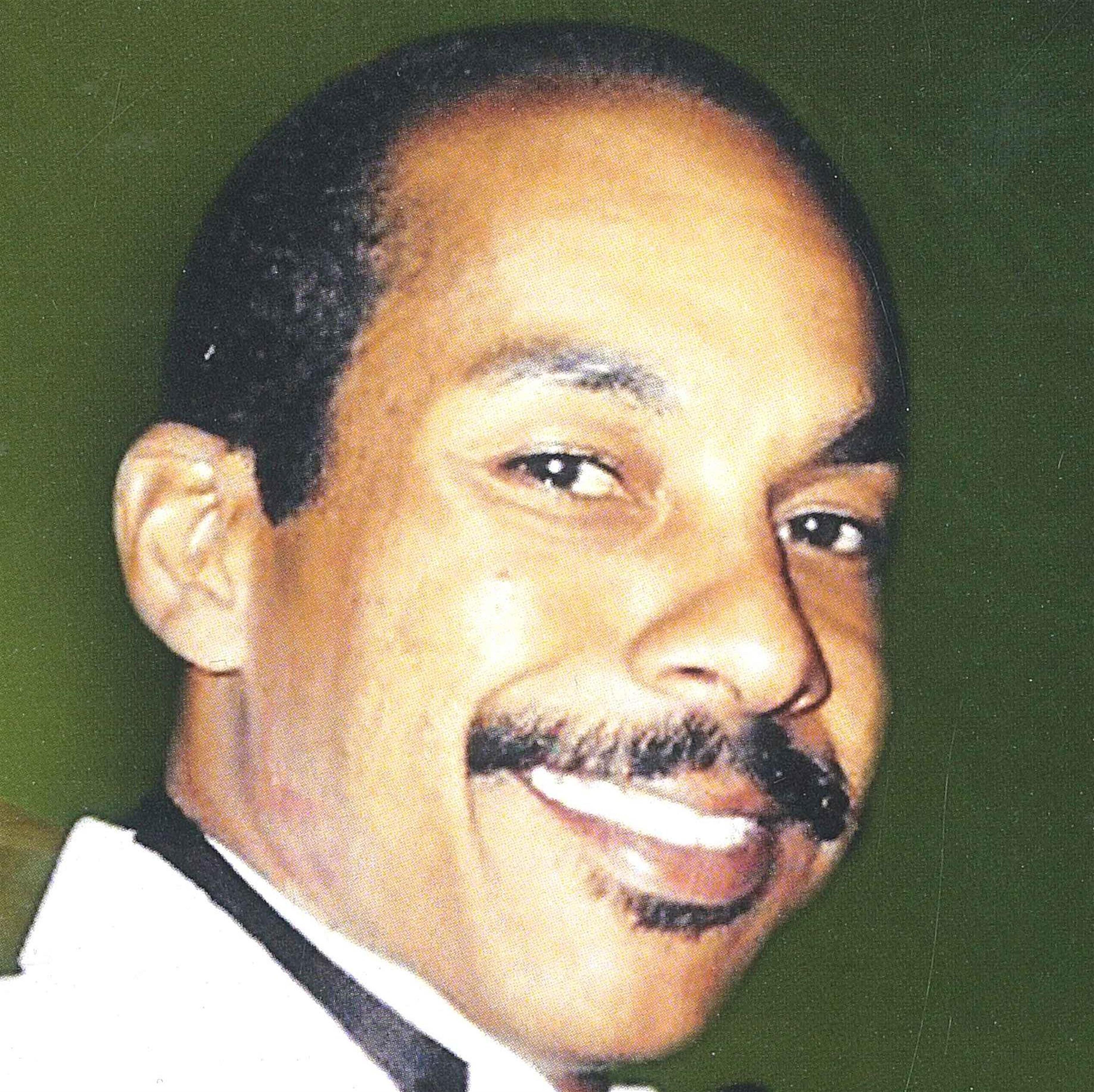 Daryl  Allen  Bell 