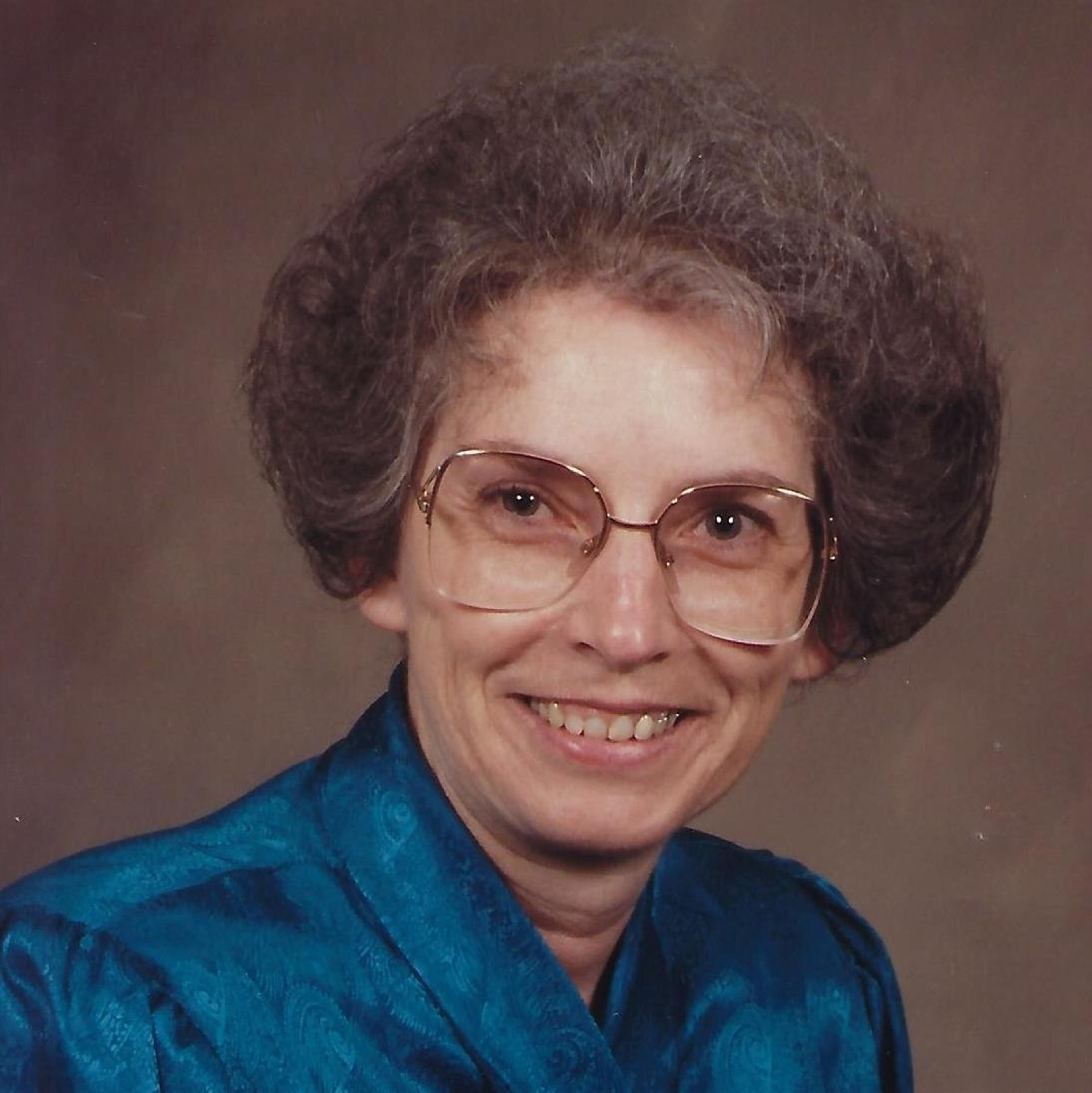 L. Twylah Willard (Seymour)
