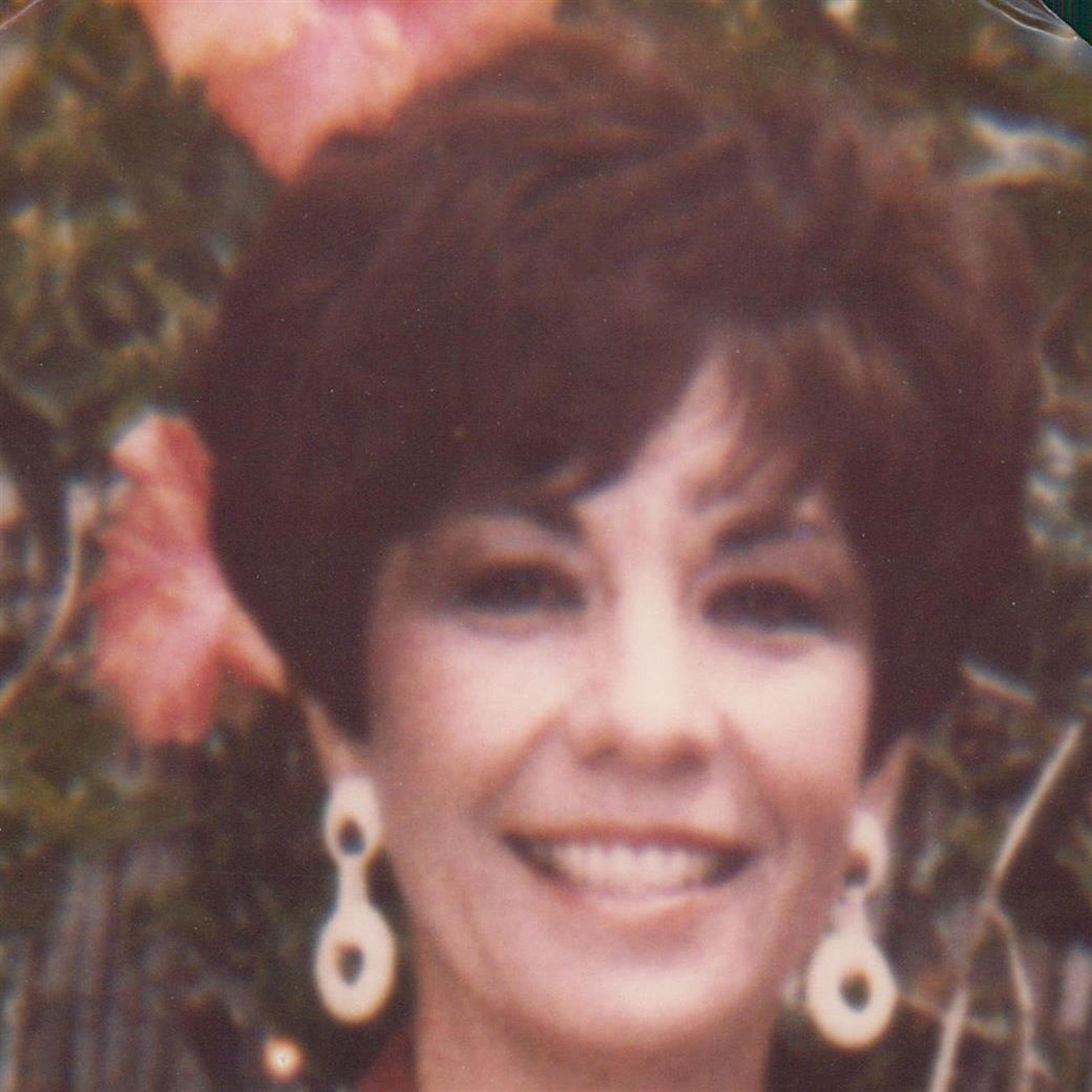 Florinda "Linda" Candelaria  Peak