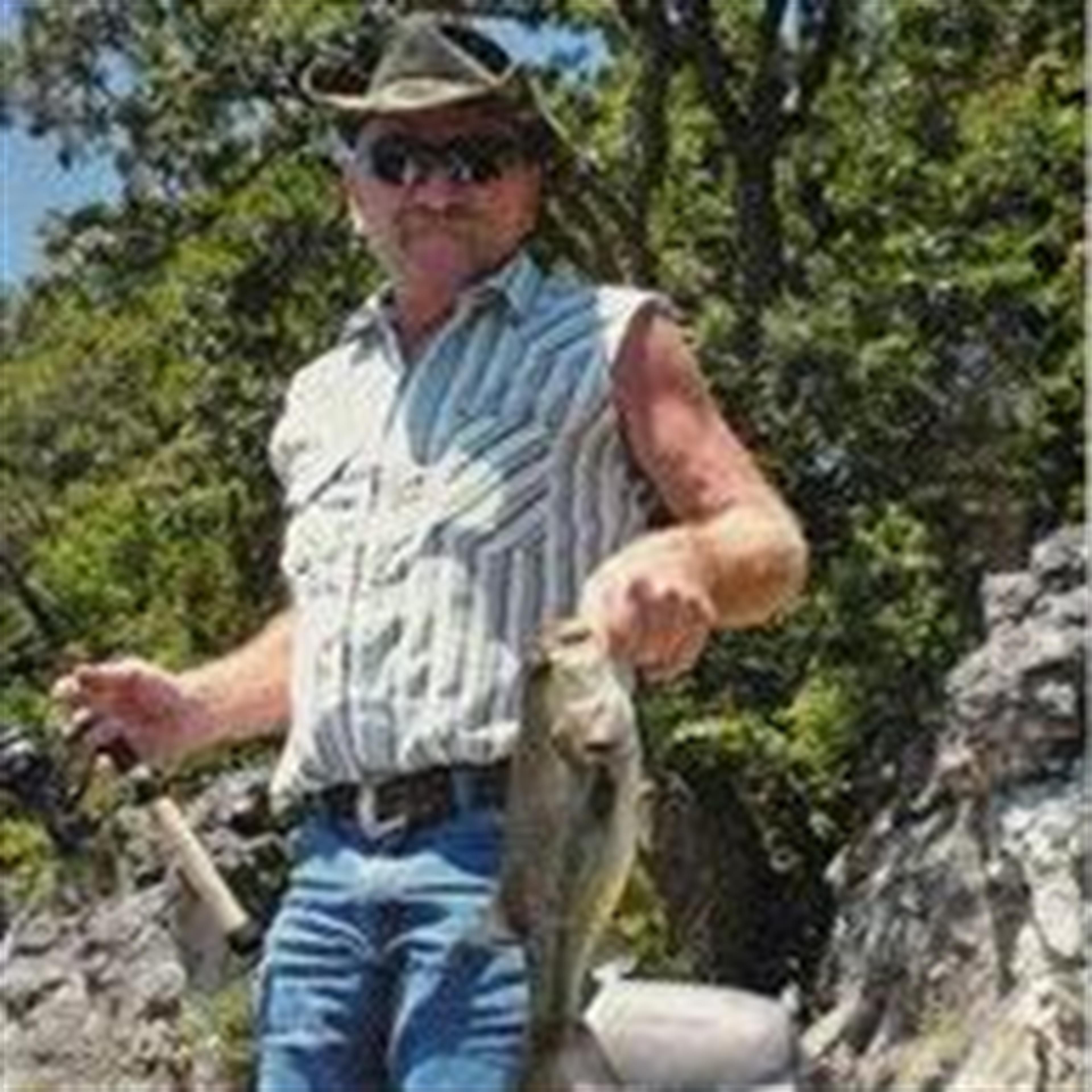 Larry Armfield (Bolivar)