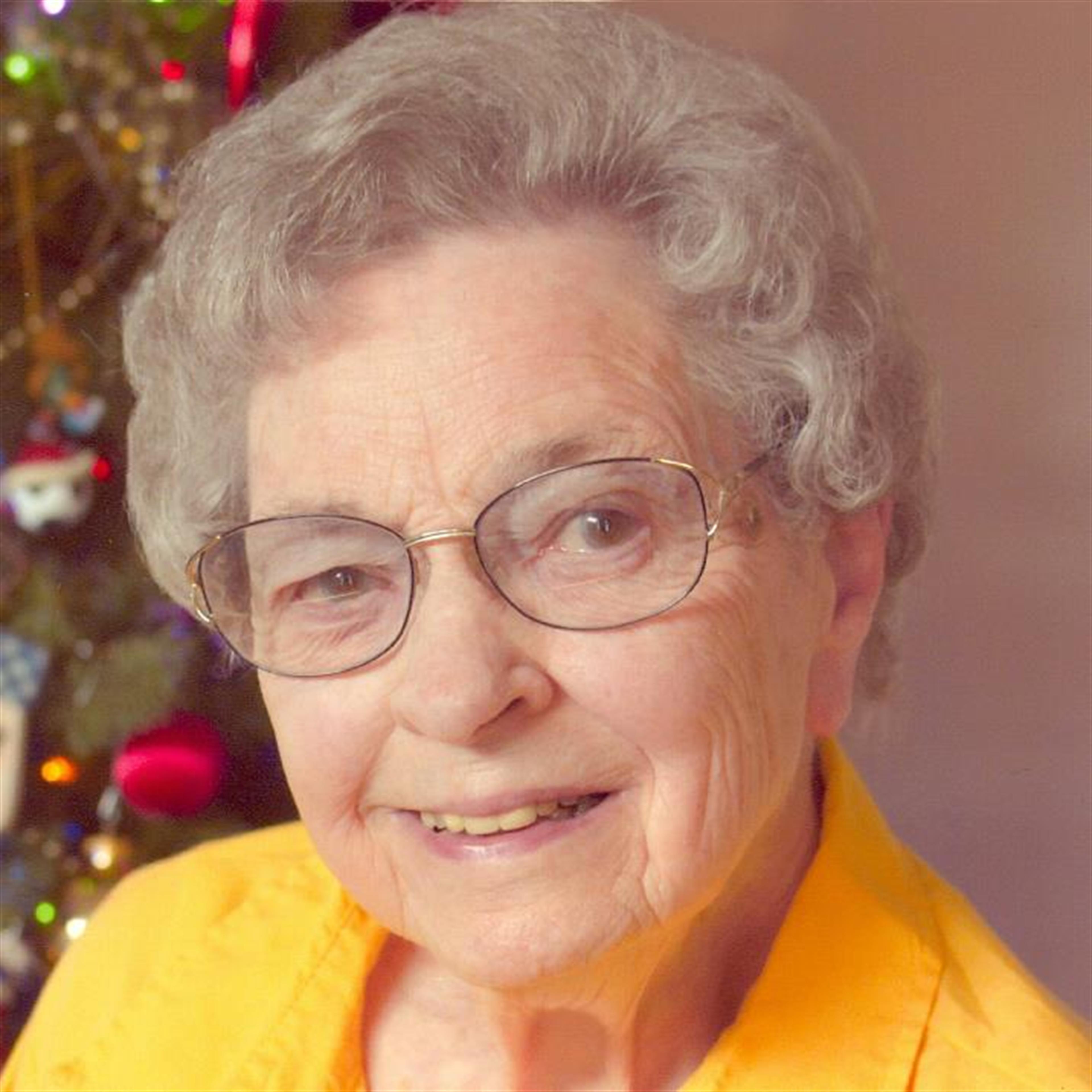 Violet Mae Crowder (Lebanon)