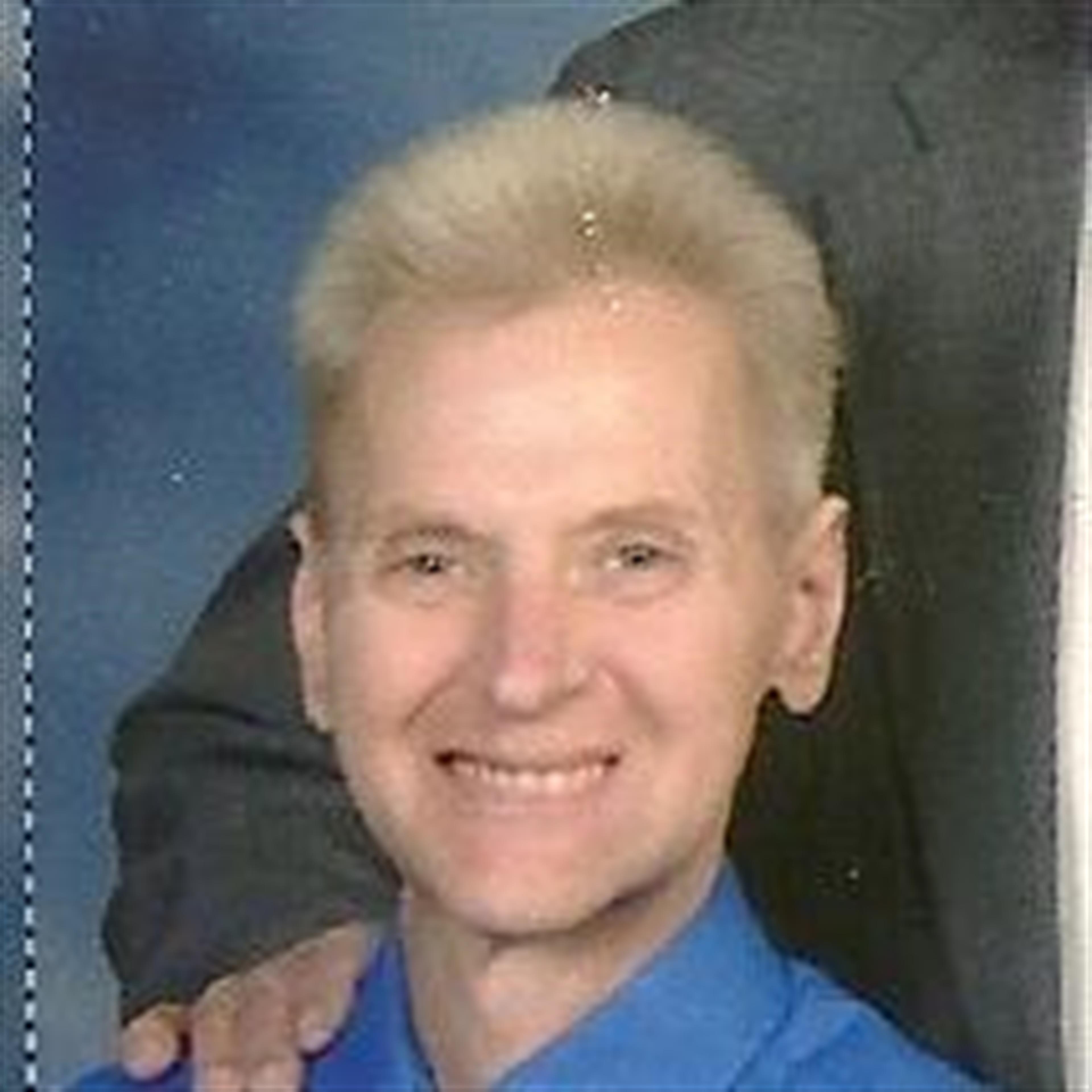 Curtis Michael Poeschl's obituary picture