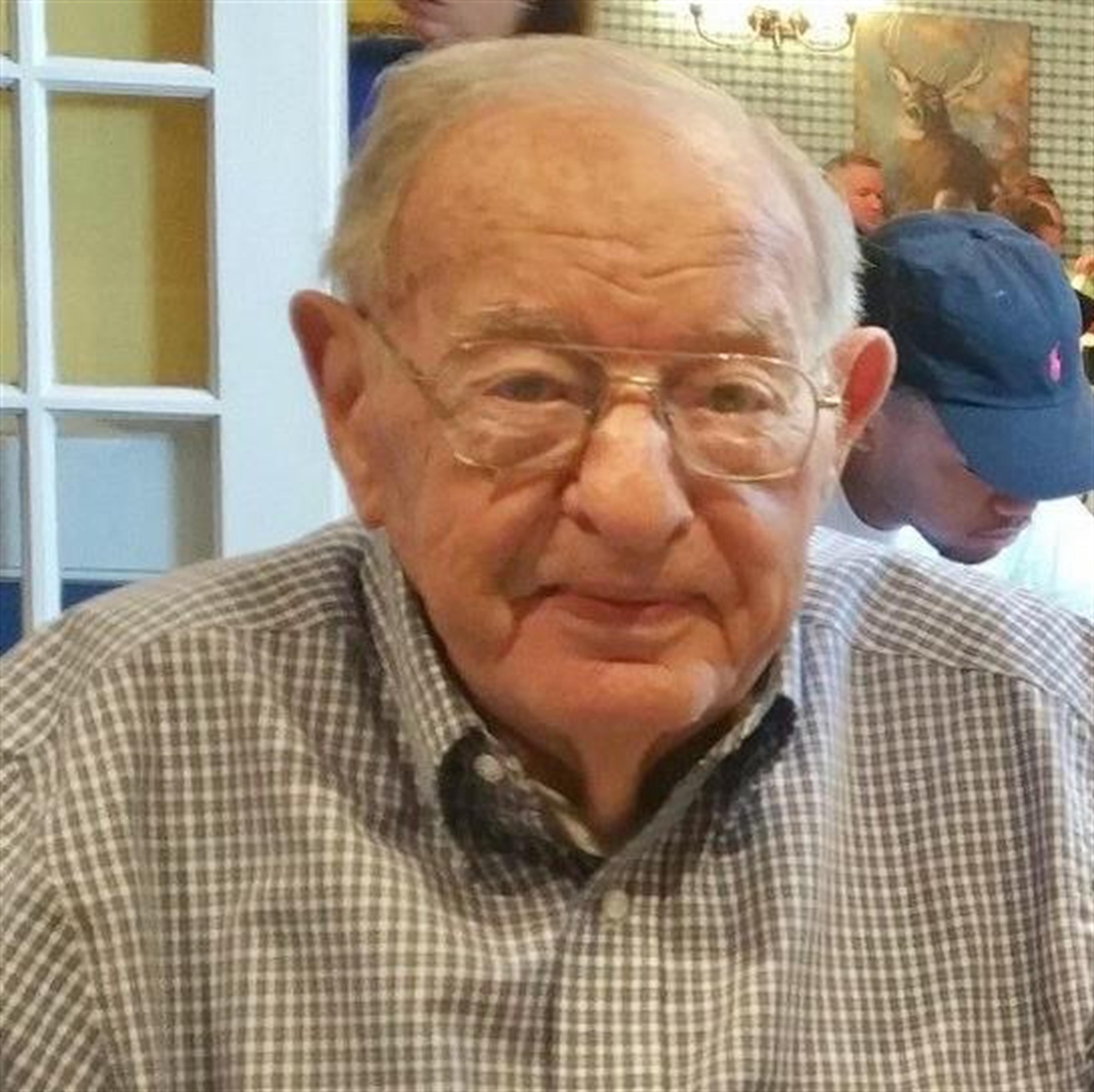 Robert  L. Mader Sr. 