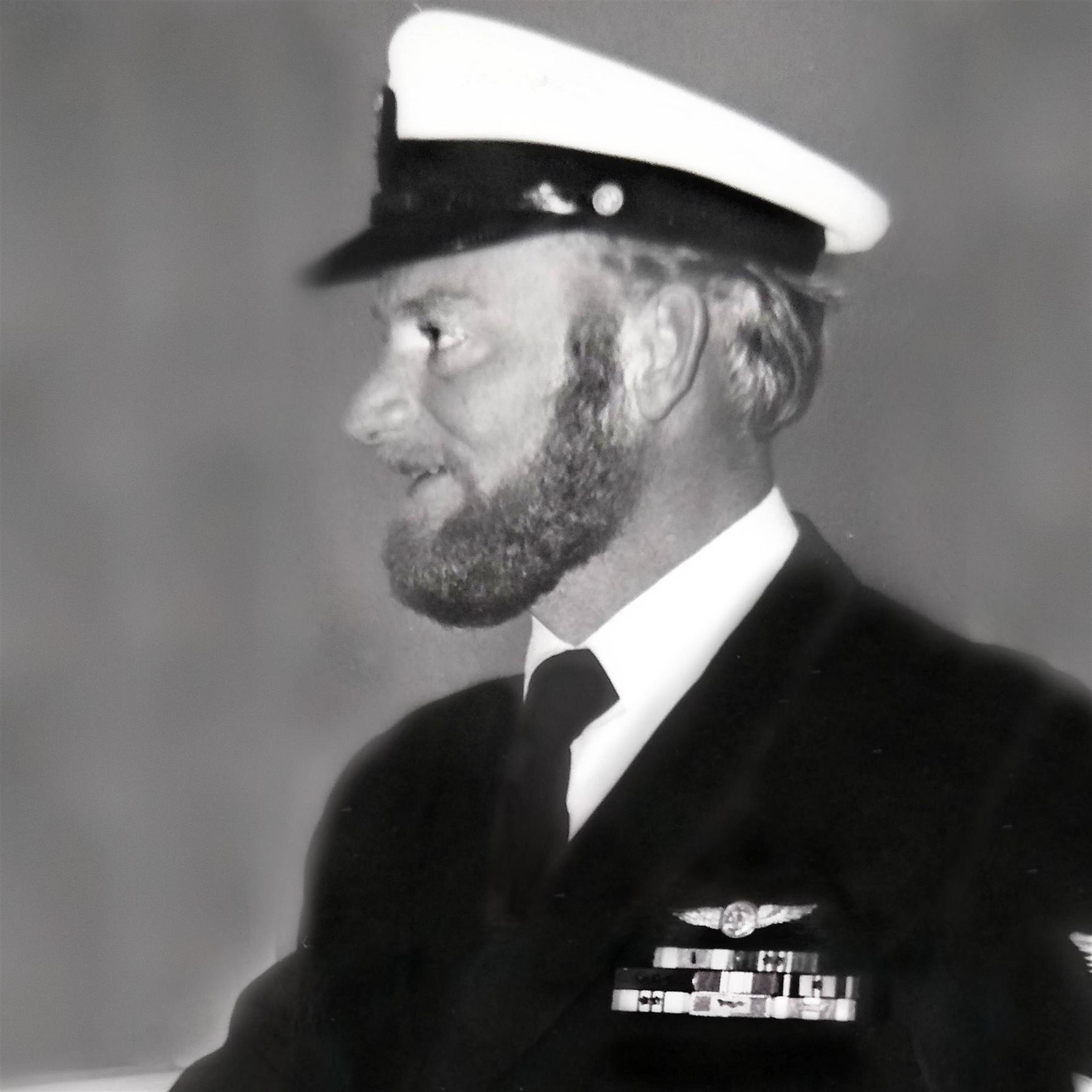 Mr.  Robert  L.  Jaques 