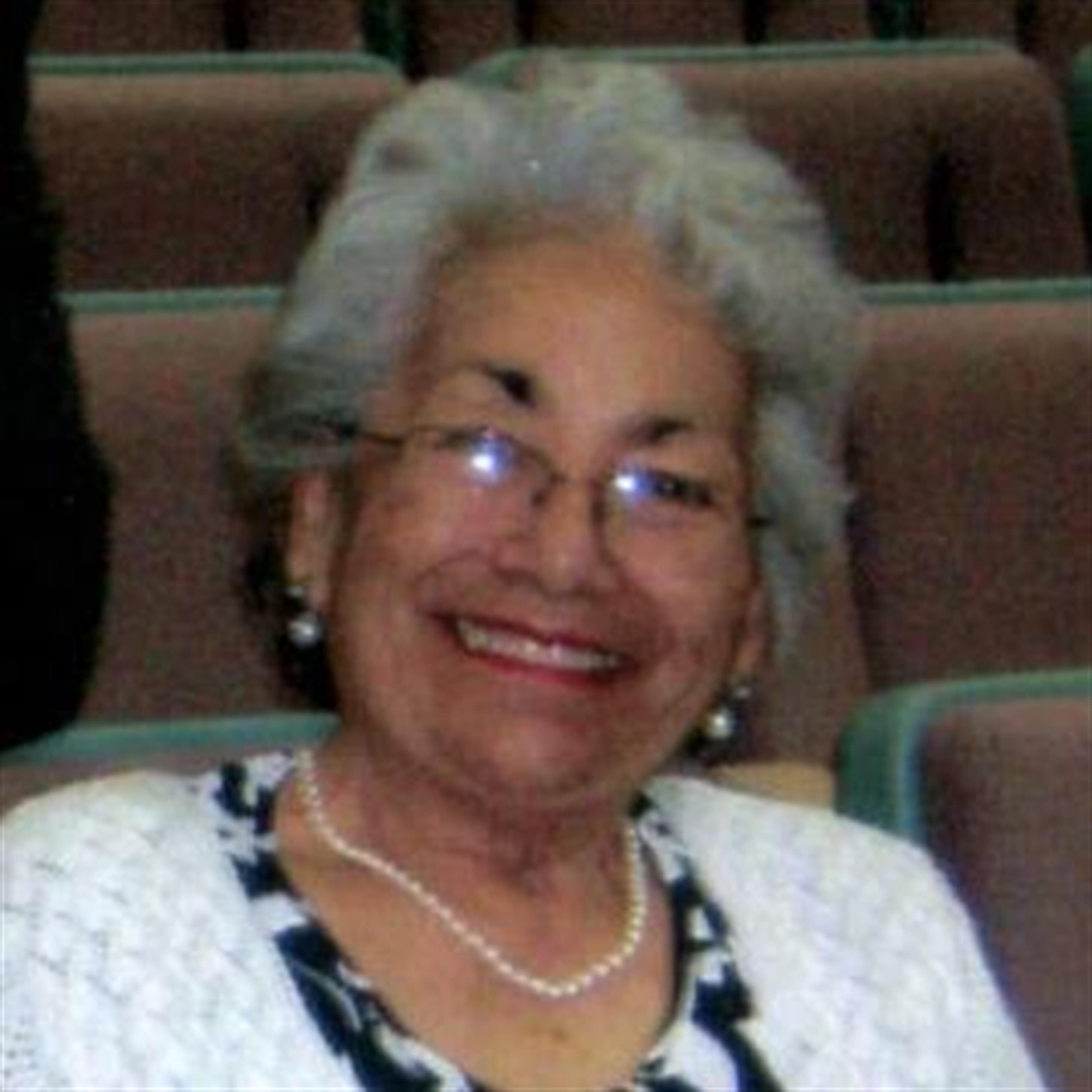 Elisa P Borrego