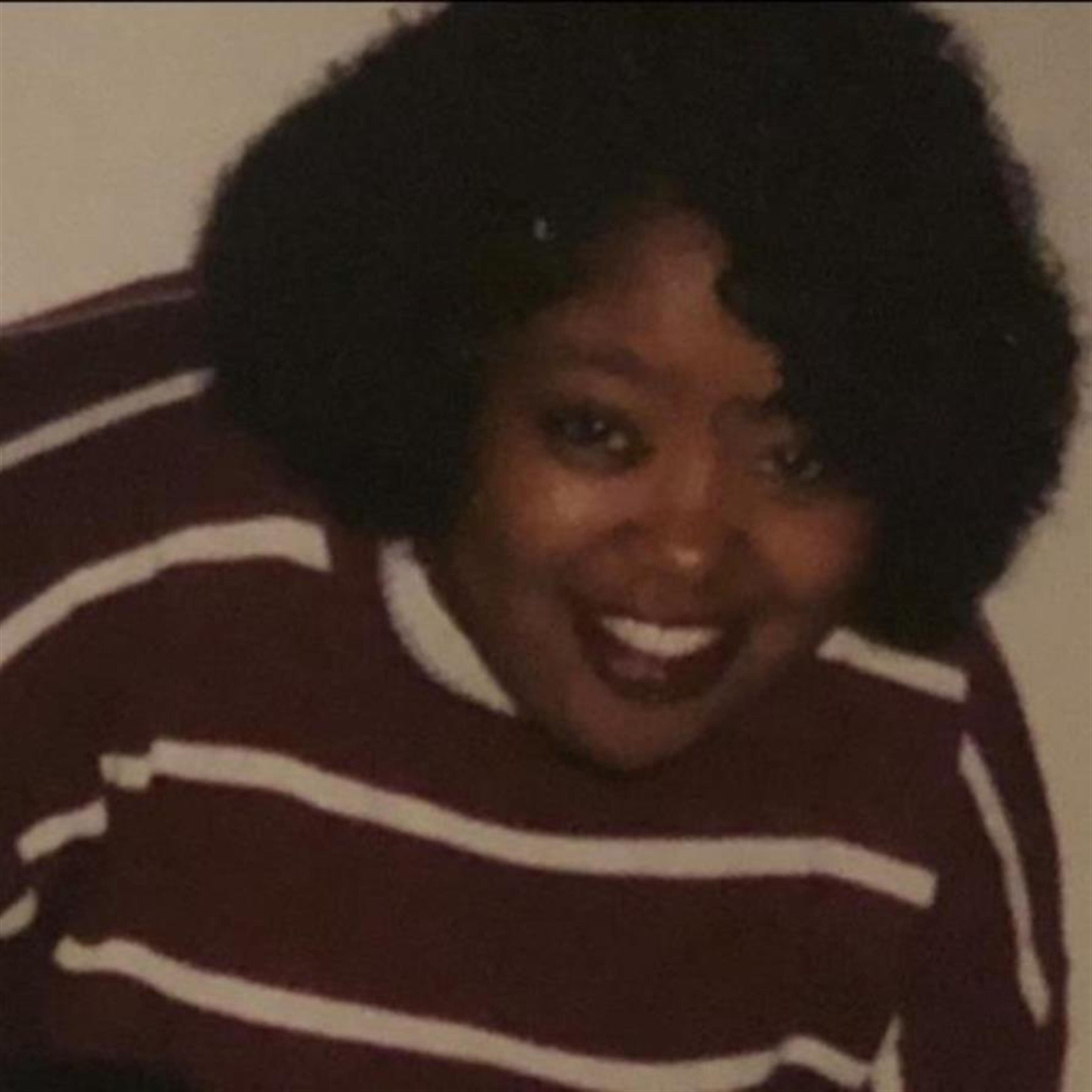 Robin  L.  Donelson