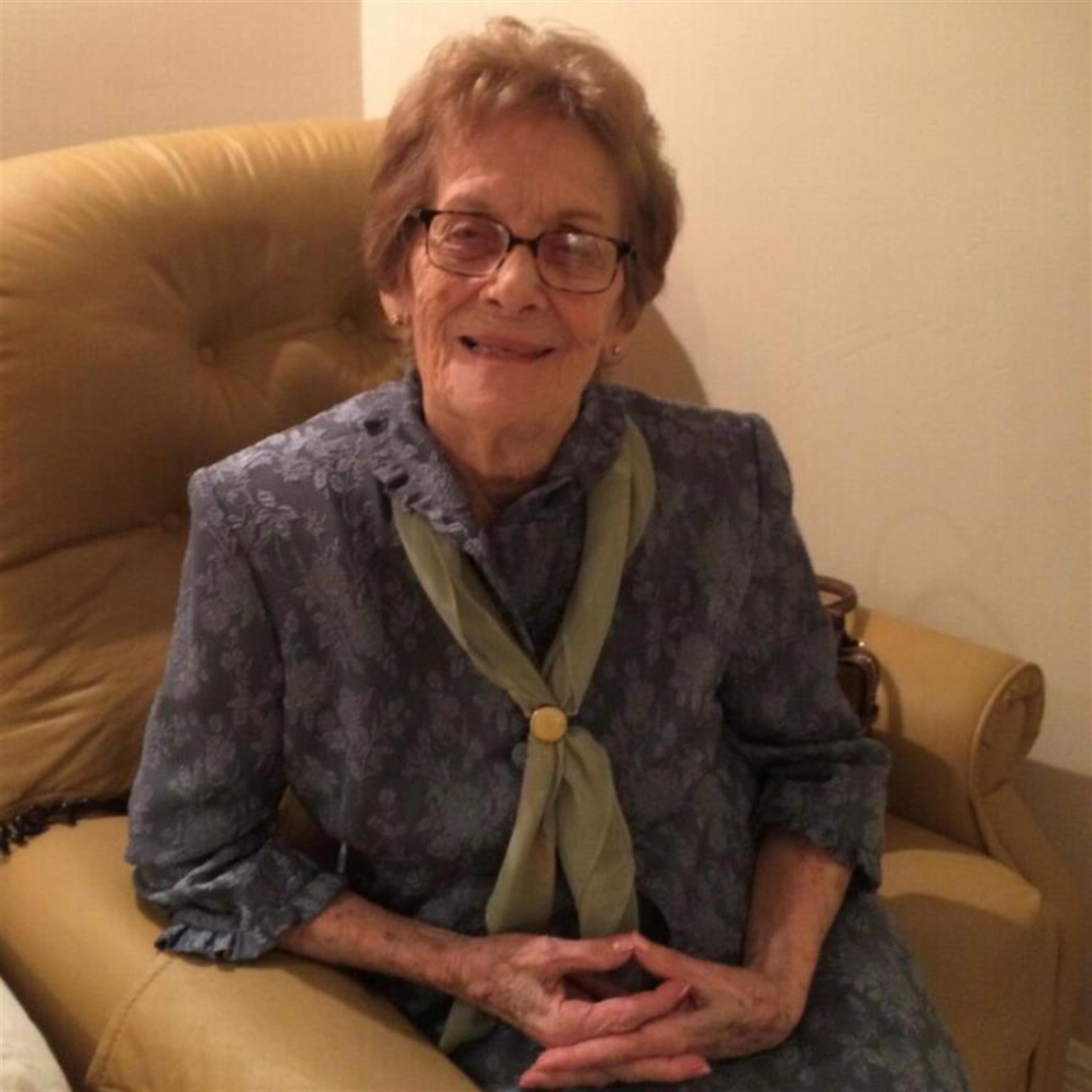 Esther Zoraida Perez