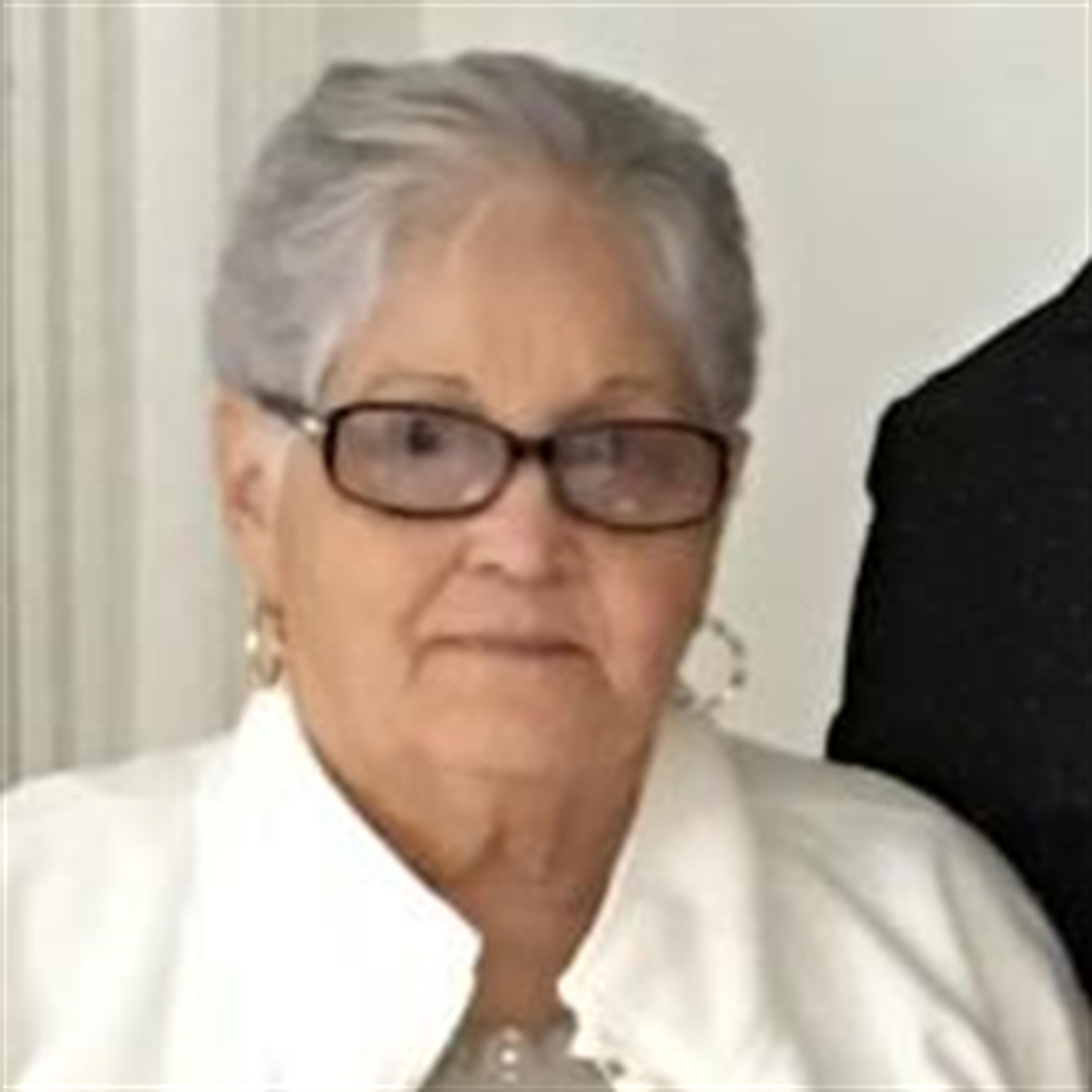 Lazara U Hernandez