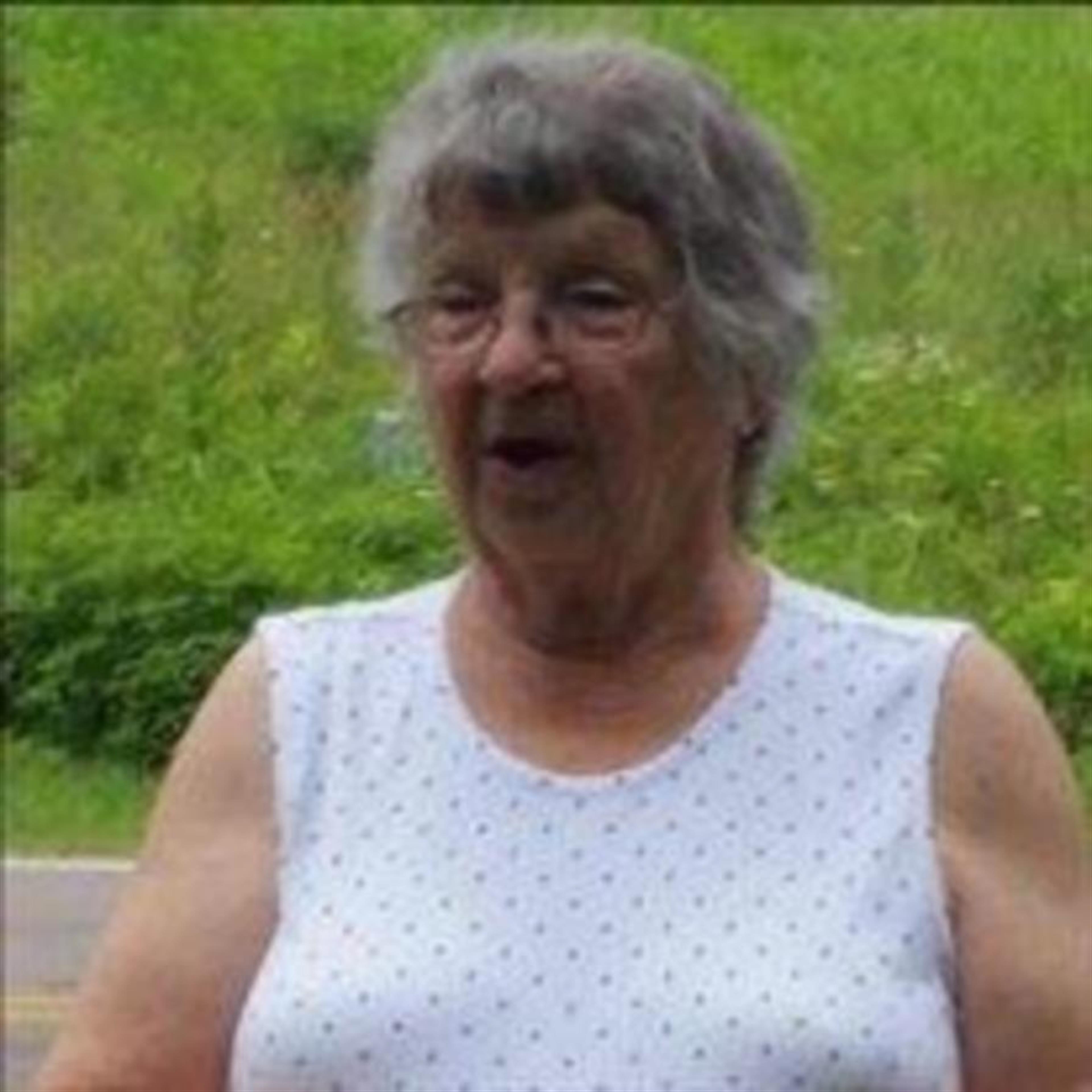 Vivian June Sutton (Buffalo)