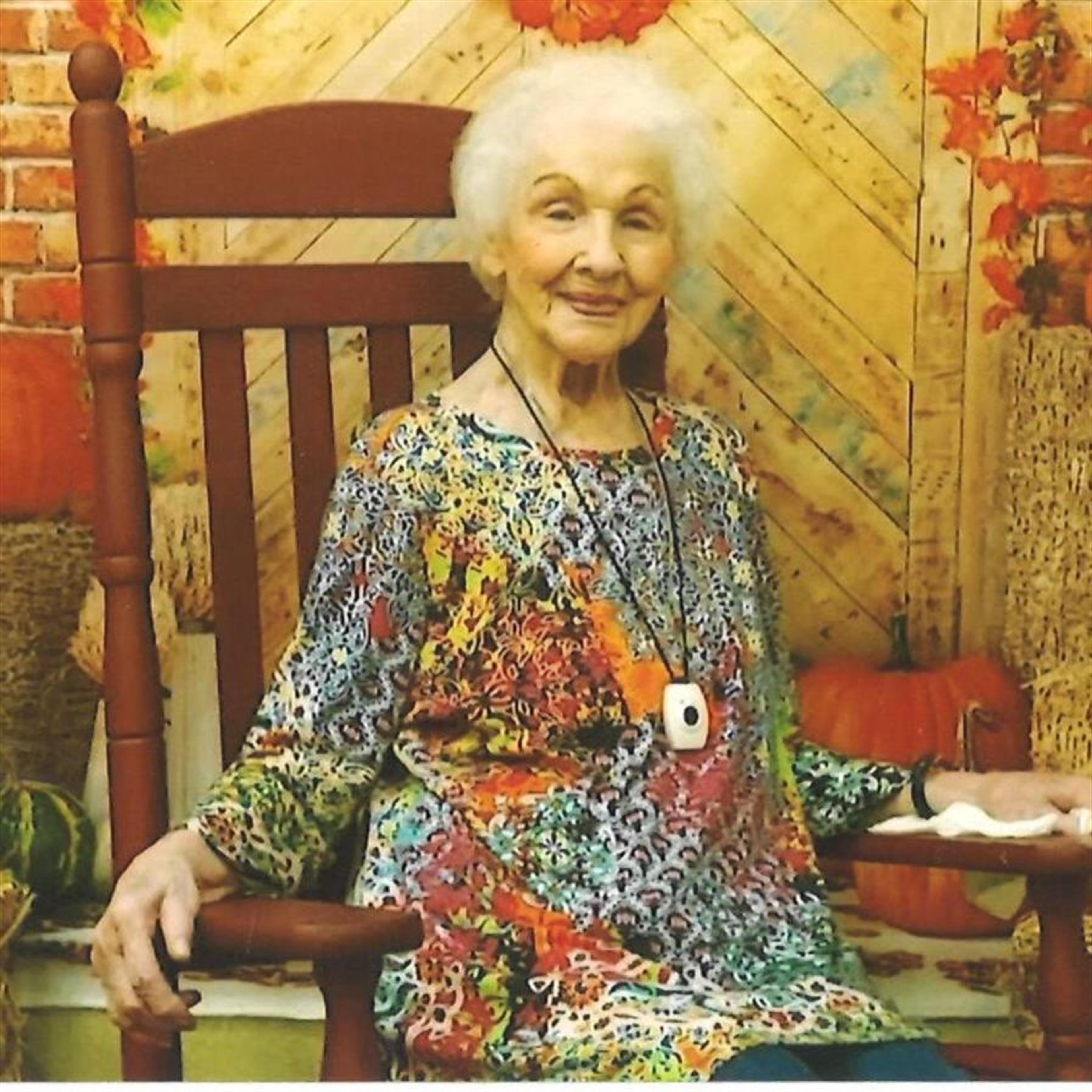 Effie  Larita Peters