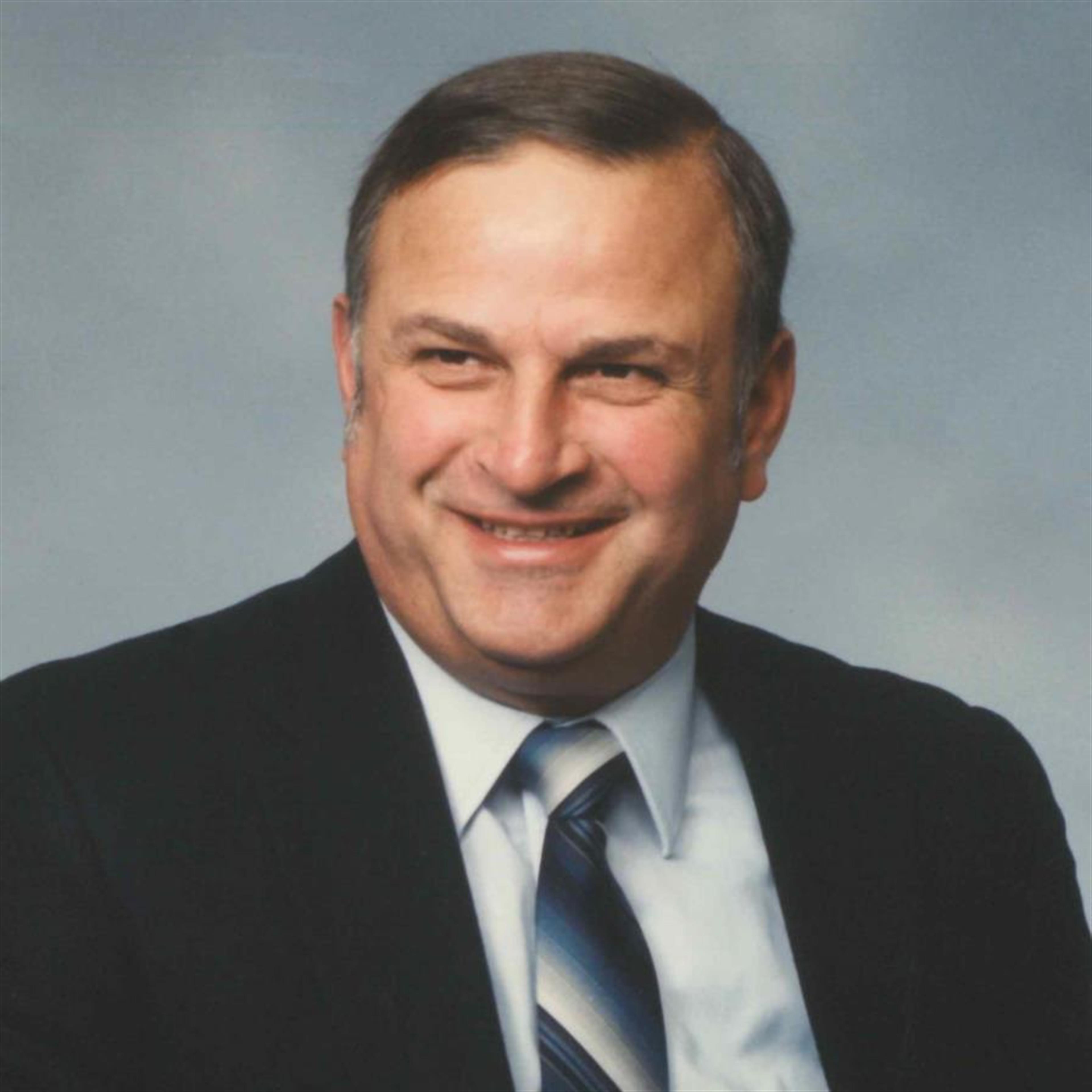 Elmer J. Yell's obituary picture