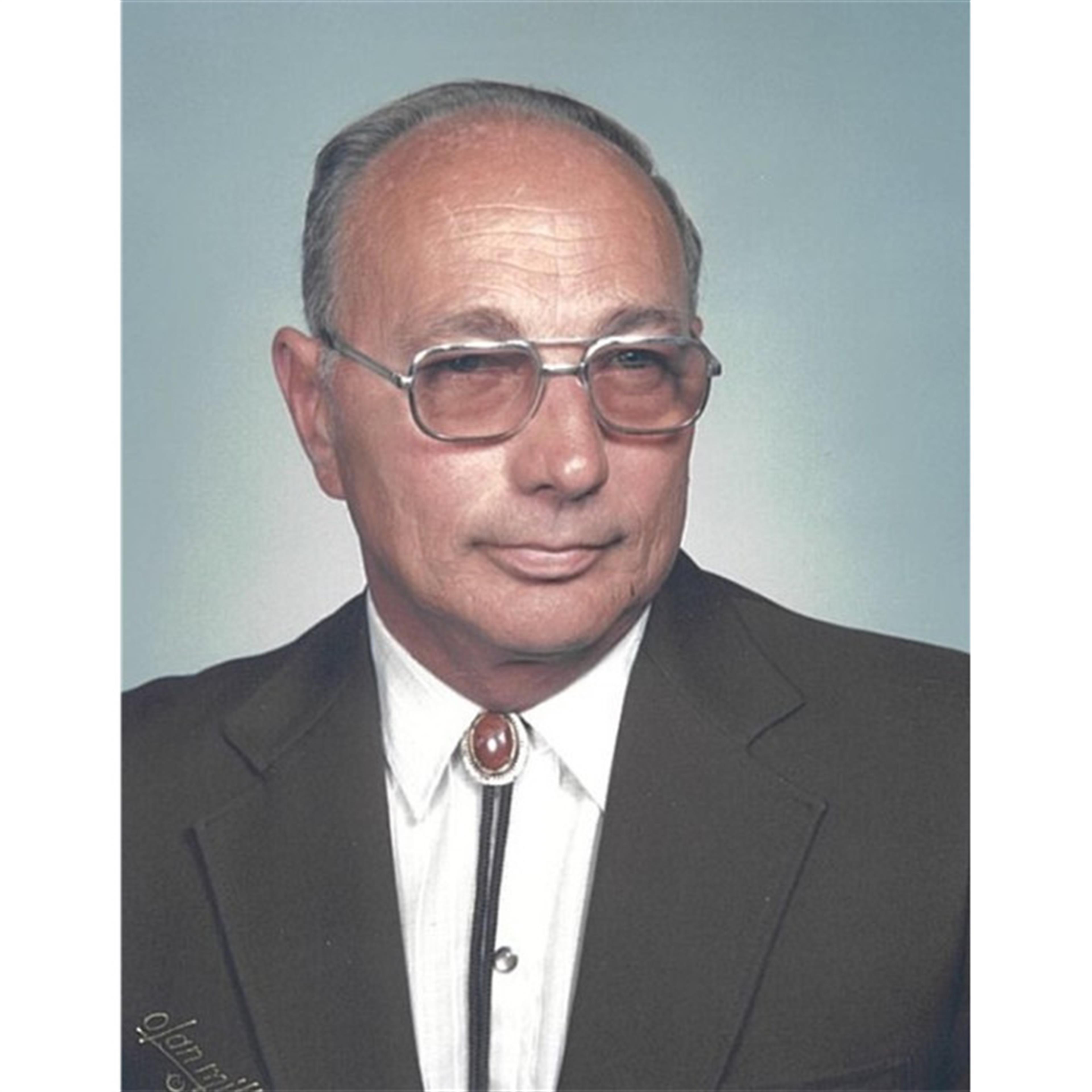 Norman Oscar Walz's obituary picture